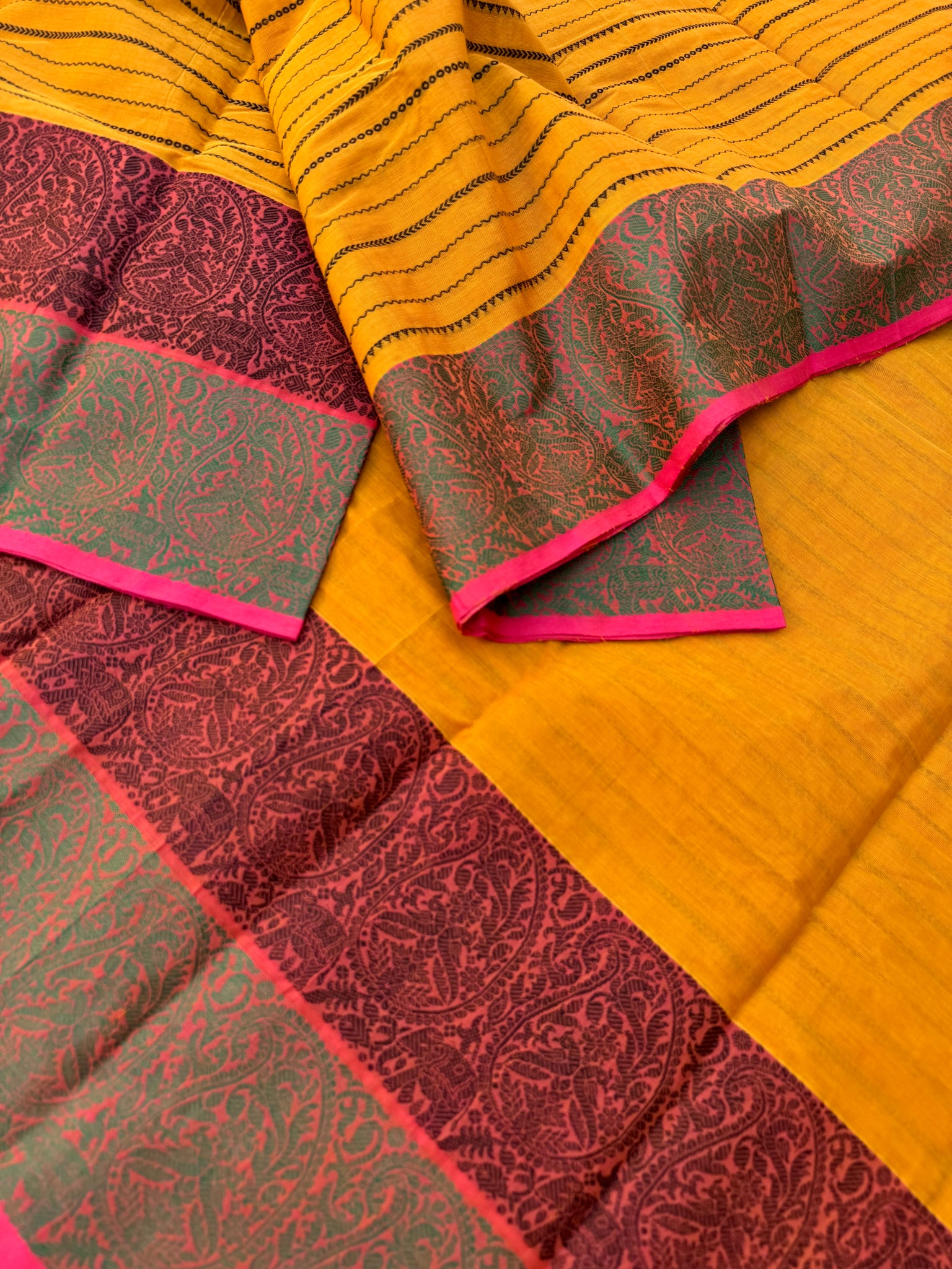 Mangalavastaram - grandest mustard veldhari