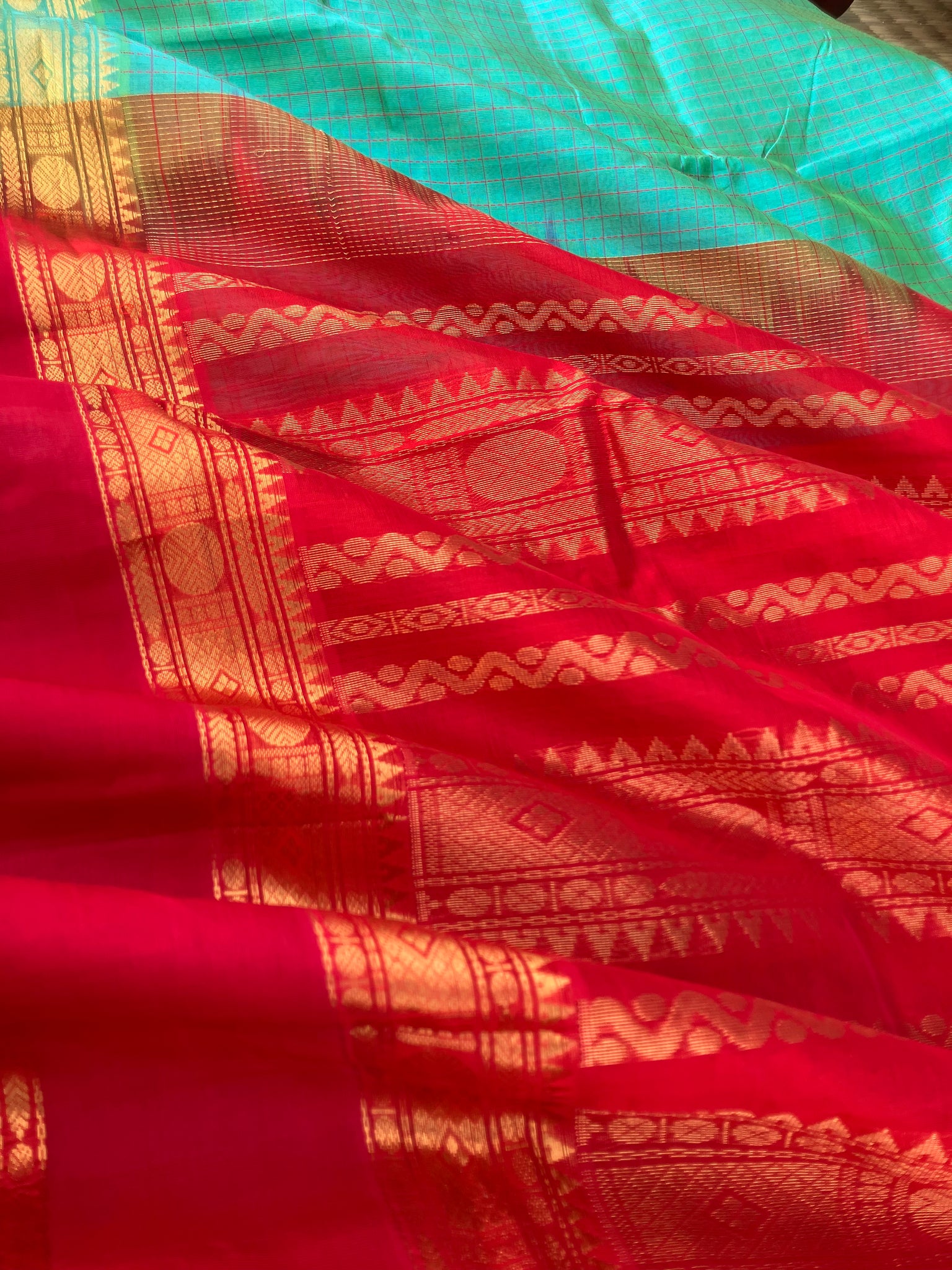 Korvai Silk Cotton - dual to aqua short green and red