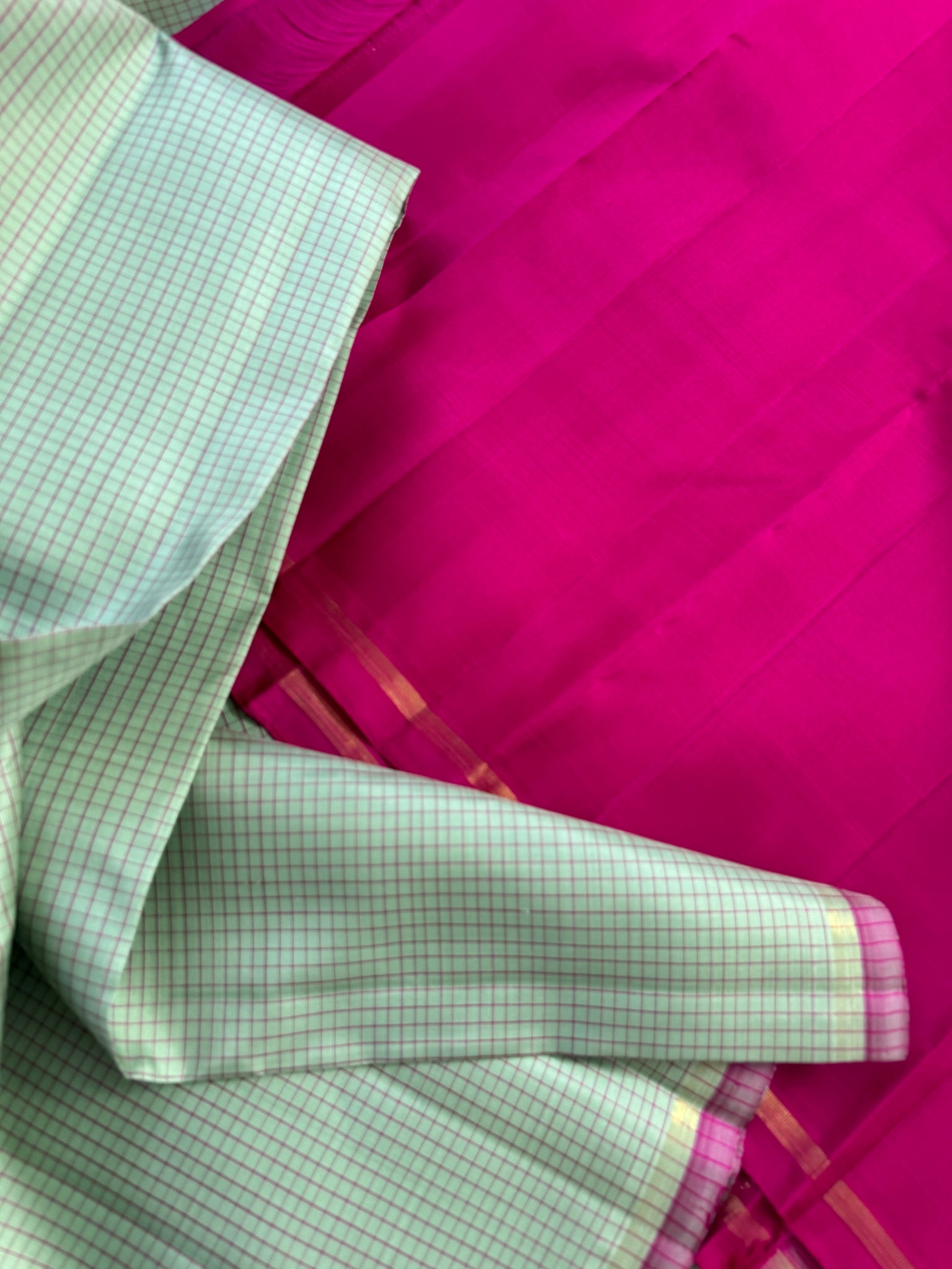 Adhyayam – The No Motifs Kanchivaram - a stunning pastel pista green podi kattam with rain pink pallu and blouse