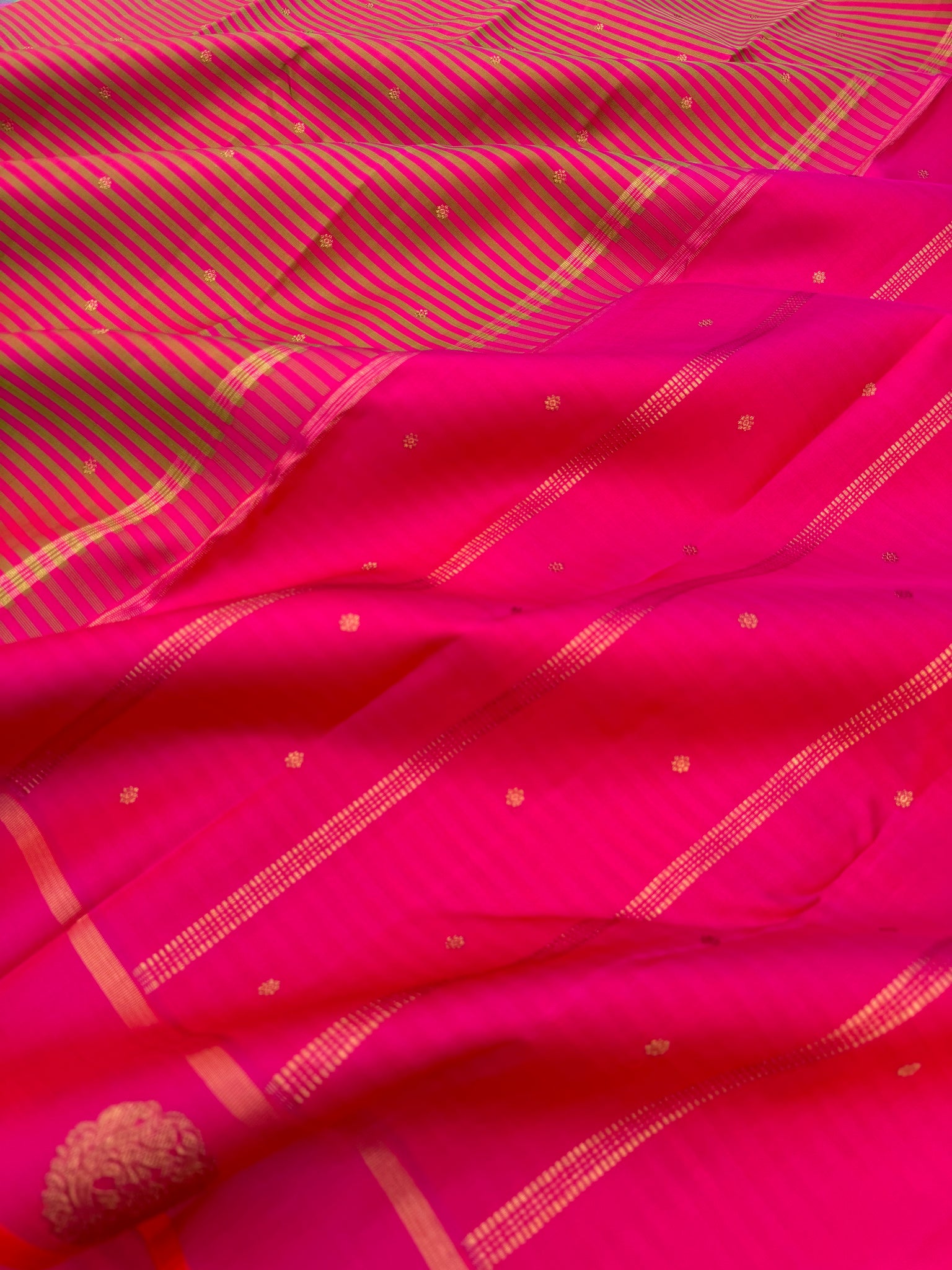 Vari Koodu on Kanchivaram - pink on pink oosi vaalapoo koodu ...