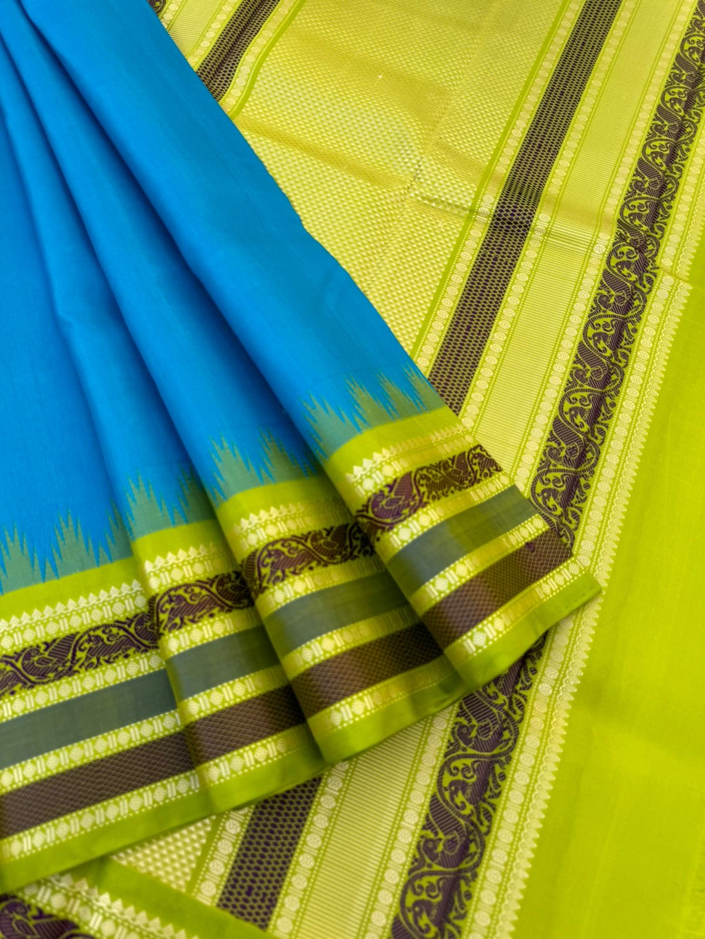 Sahasra - Most Difficult to Make No Zari Kanchivarams - Simple anandha blue and apple green with yali woven borders