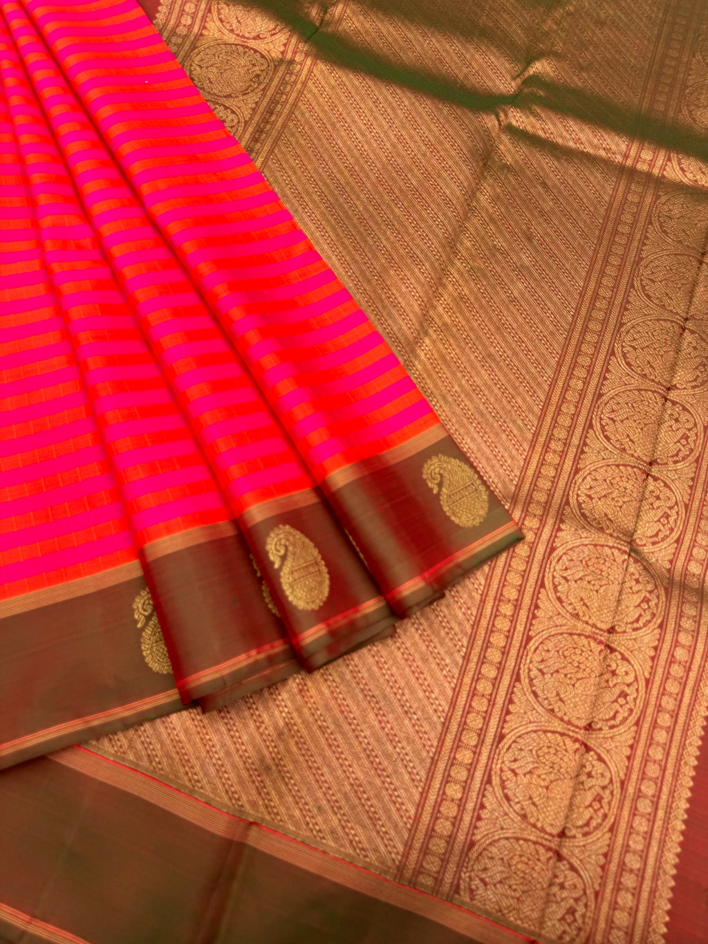 Diwali Edits - Kanchivaram For All Occasions - orange and pink kottadi kattam with maanthulir borders pallu and blouse with paisley woven border buttas