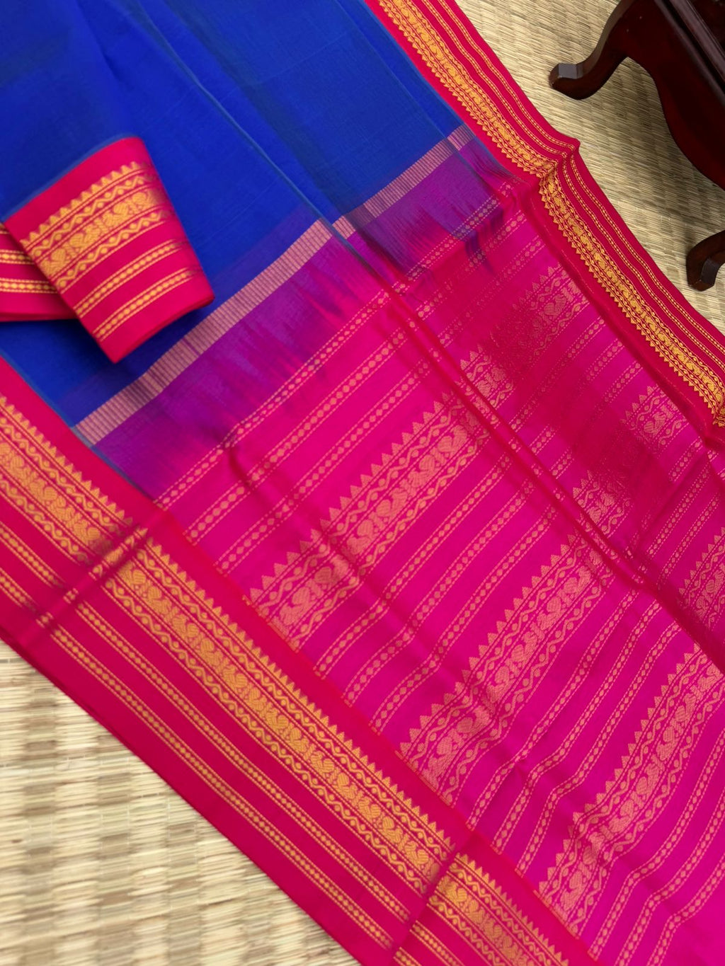 Korvai Silk Cottons -royal blue and pink