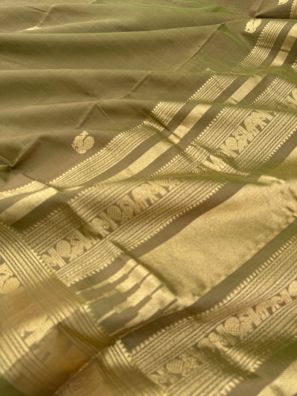 Zari Kissed Silk Cotton - pale olive
