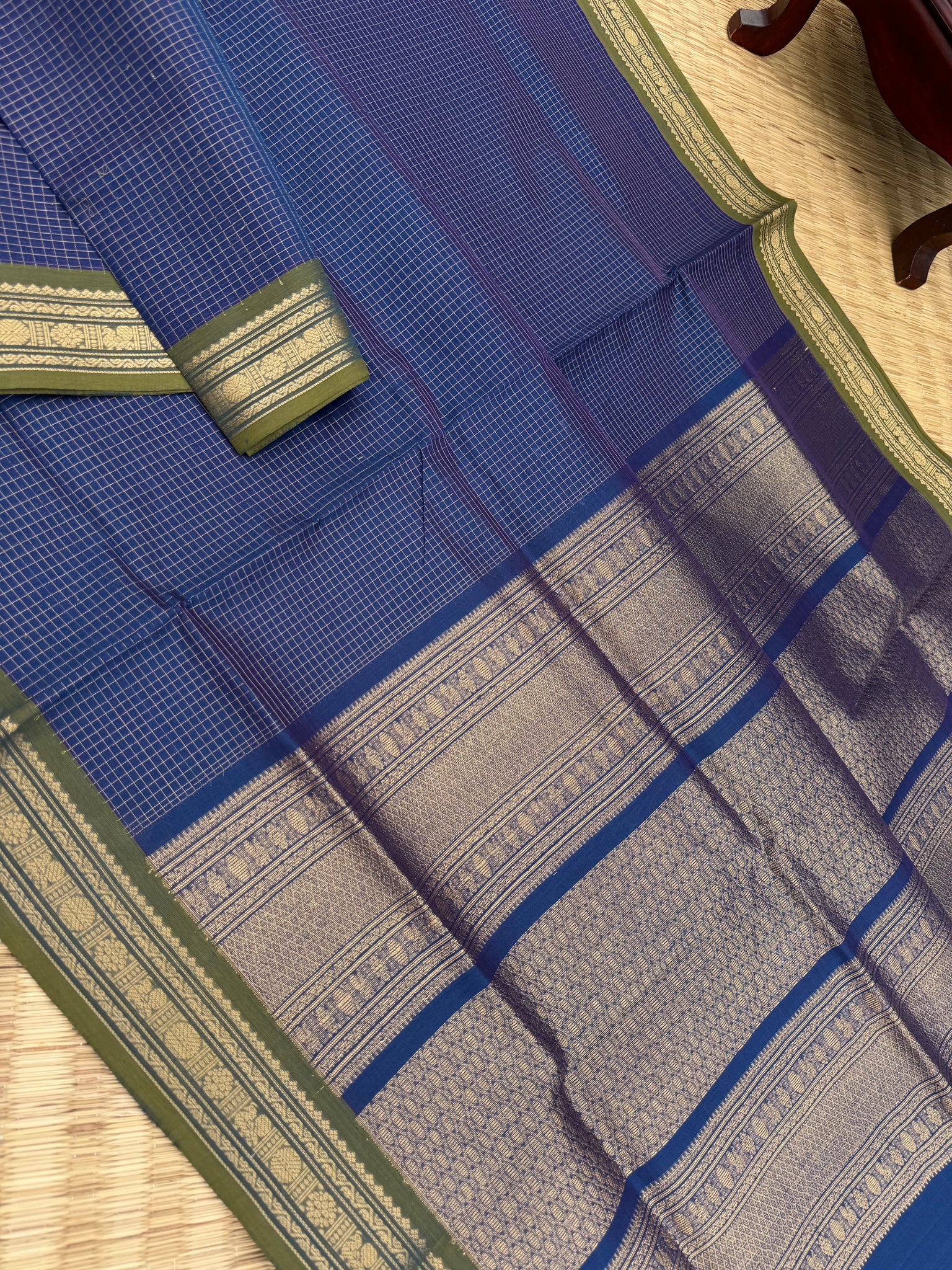 Zari Kissed Silk Cotton - a stunning two tone burnt blue oosi kattam with small borders