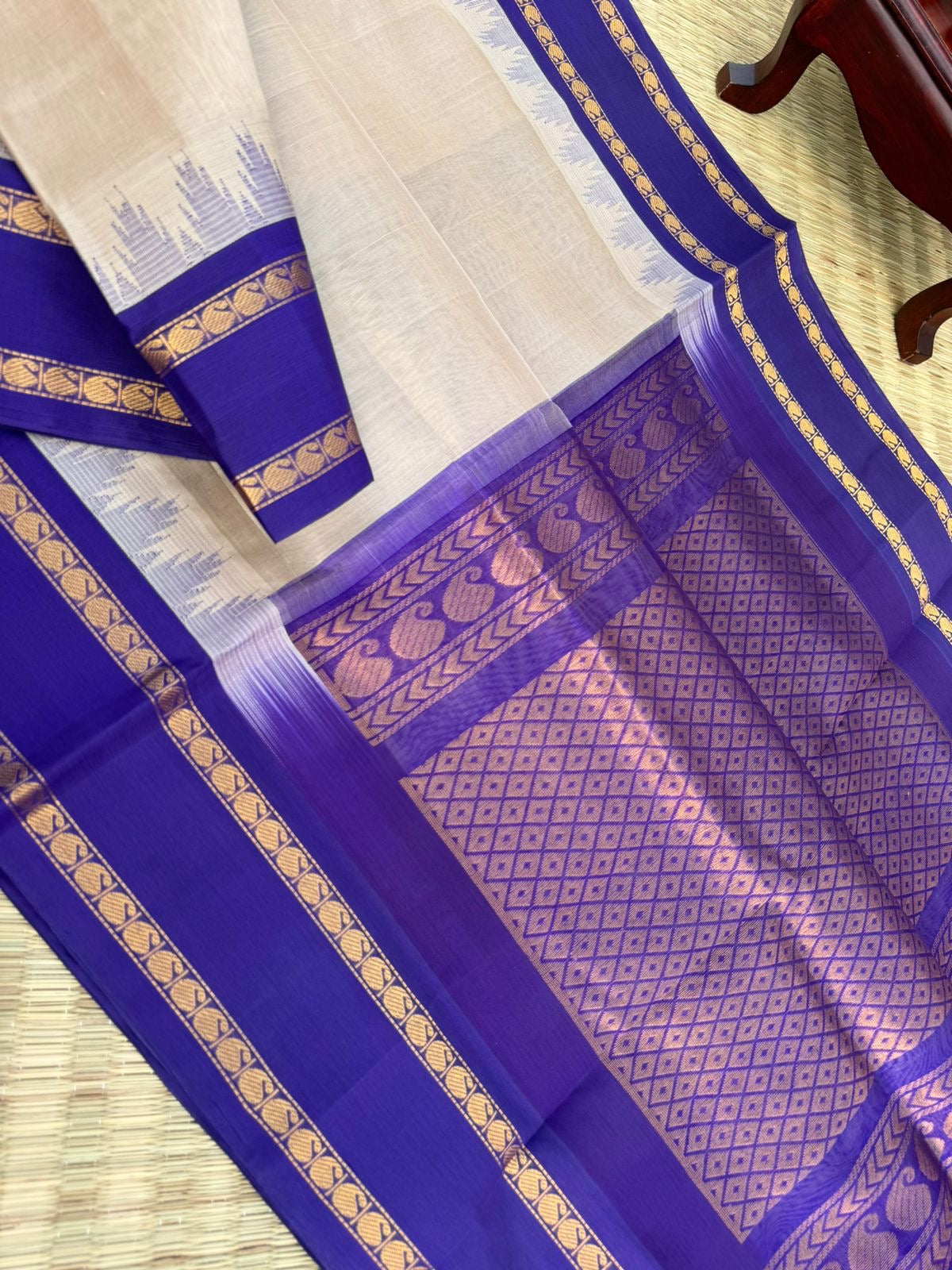 Korvai Silk Cotton - beige ivory and deep violet