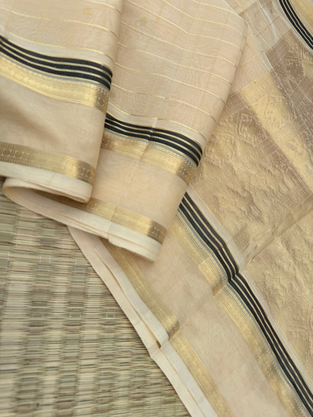 Pastels on Zari Kissed Silk Cotton - ivory off white with muthu kattam buttas