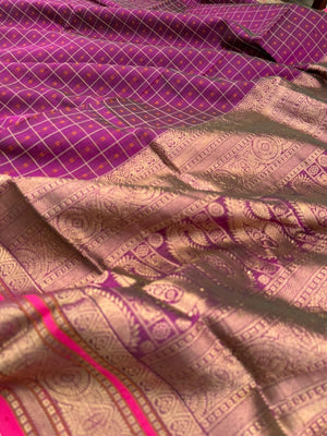Woven Motifs Silk Cotton - green short majentha pooja Lakshadeepam