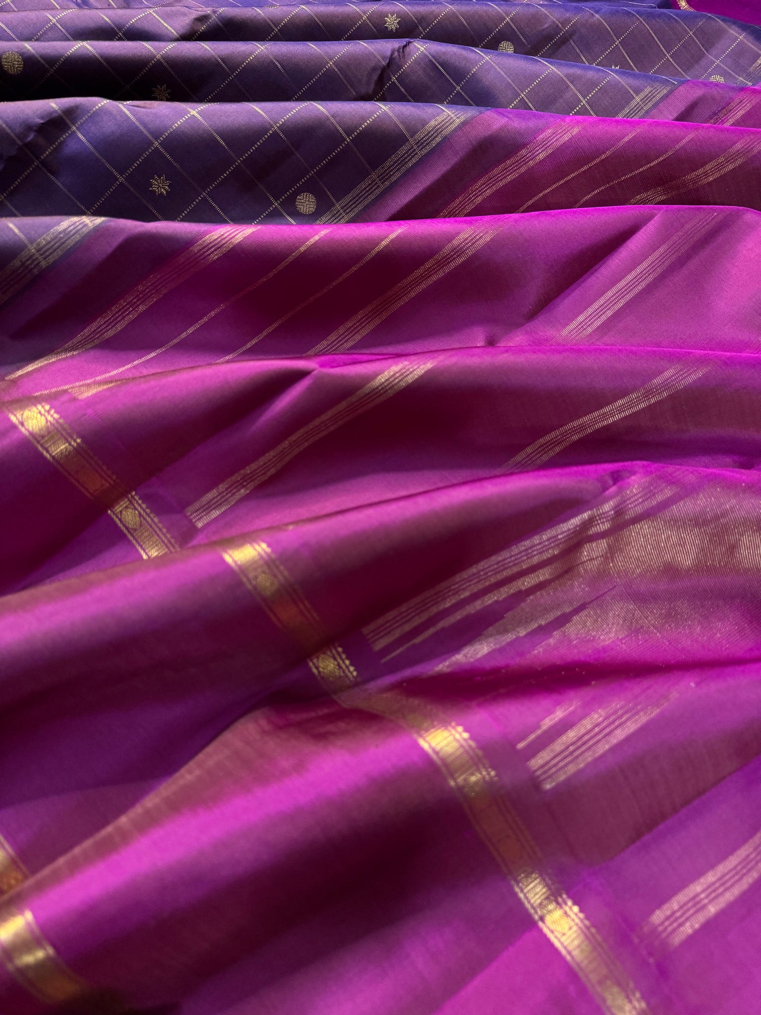 Heriyae - Molten Mettalic Kanchivarams - unusual dual tone of dark majenta purple kattam buttas and retta pett
