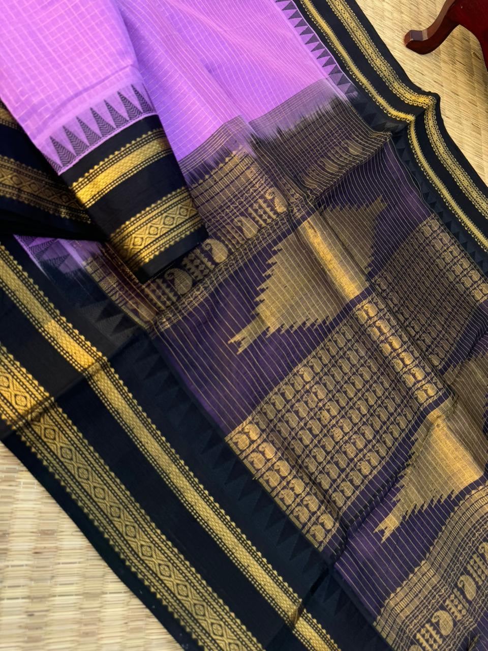 Korvai Silk Cottons -blackcurrant body and black borders