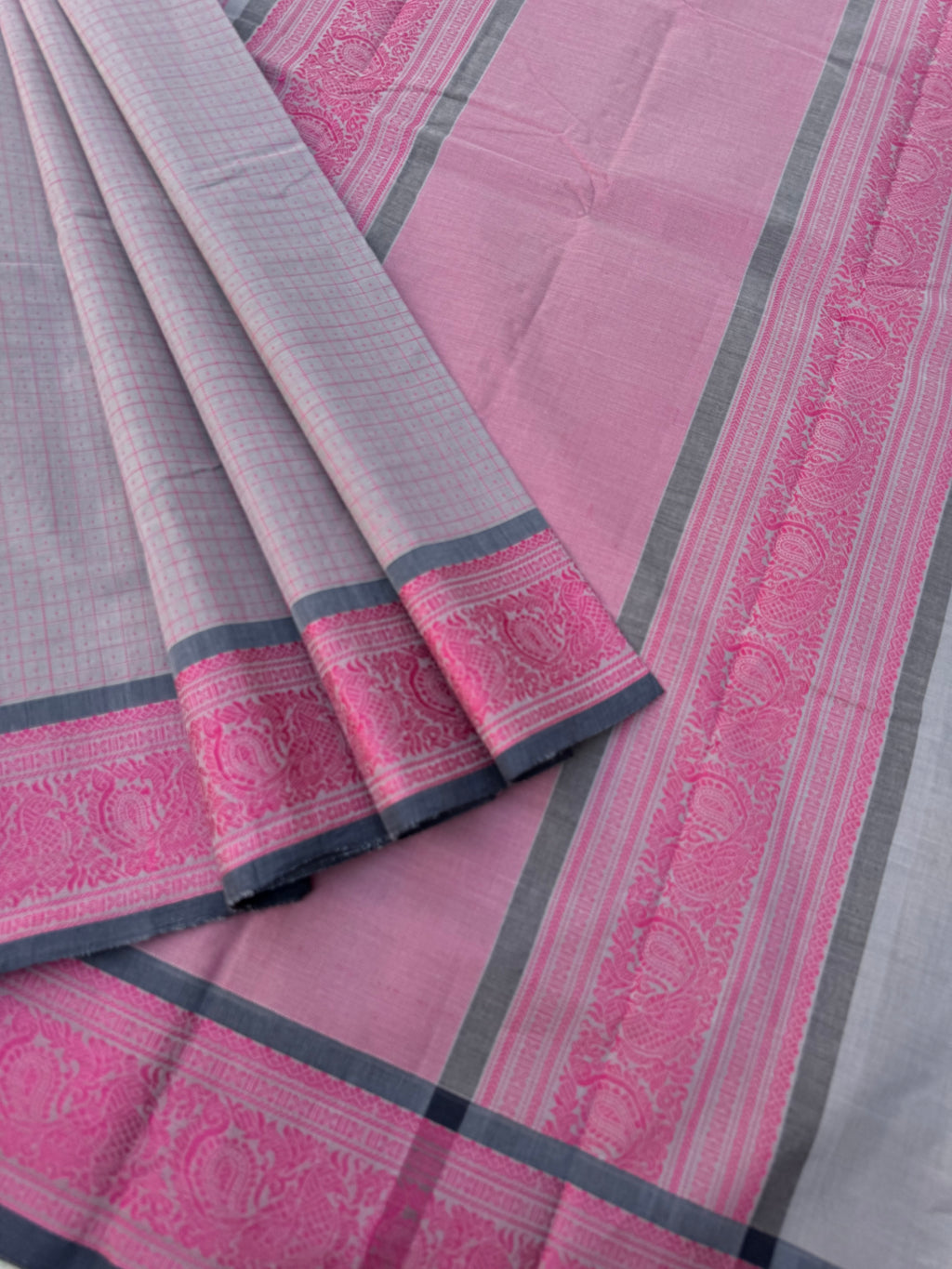 Mangalavastaram - deep grey lakshadeepam