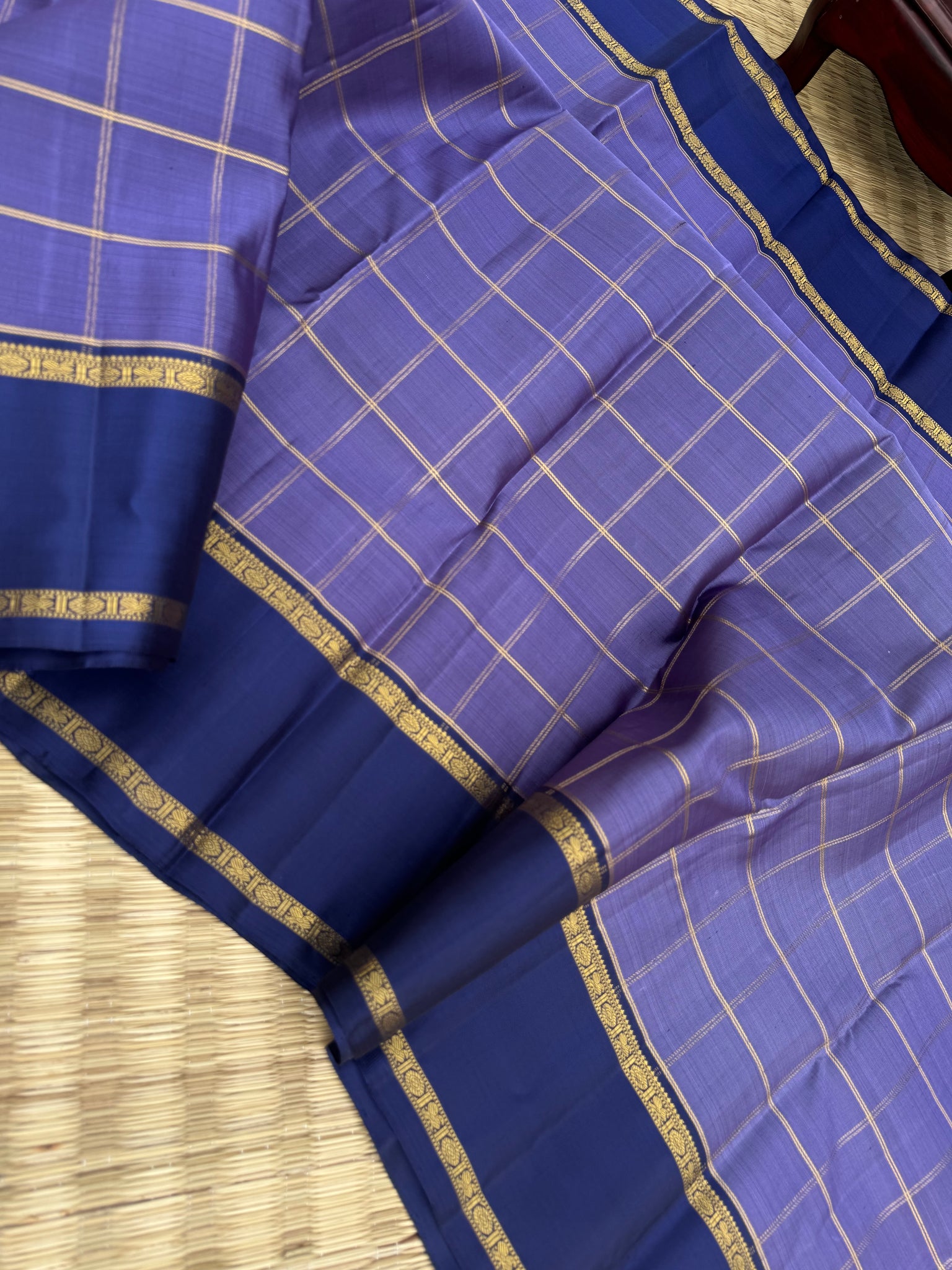 Molten Play on Kanchivaram - a most gorgeous metallic deep lavender and navy blue with kattam woven body and unique pallu