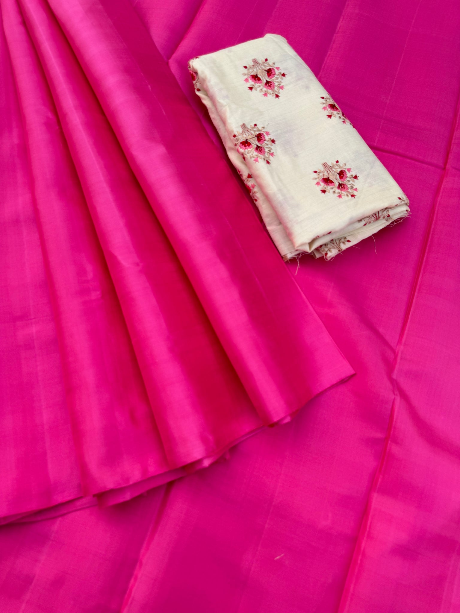Niram - Celebrating of Full Plain Kanchivaram Silks Paired with Beautiful Blouses - fuchsia pink with off white embroidered blouse