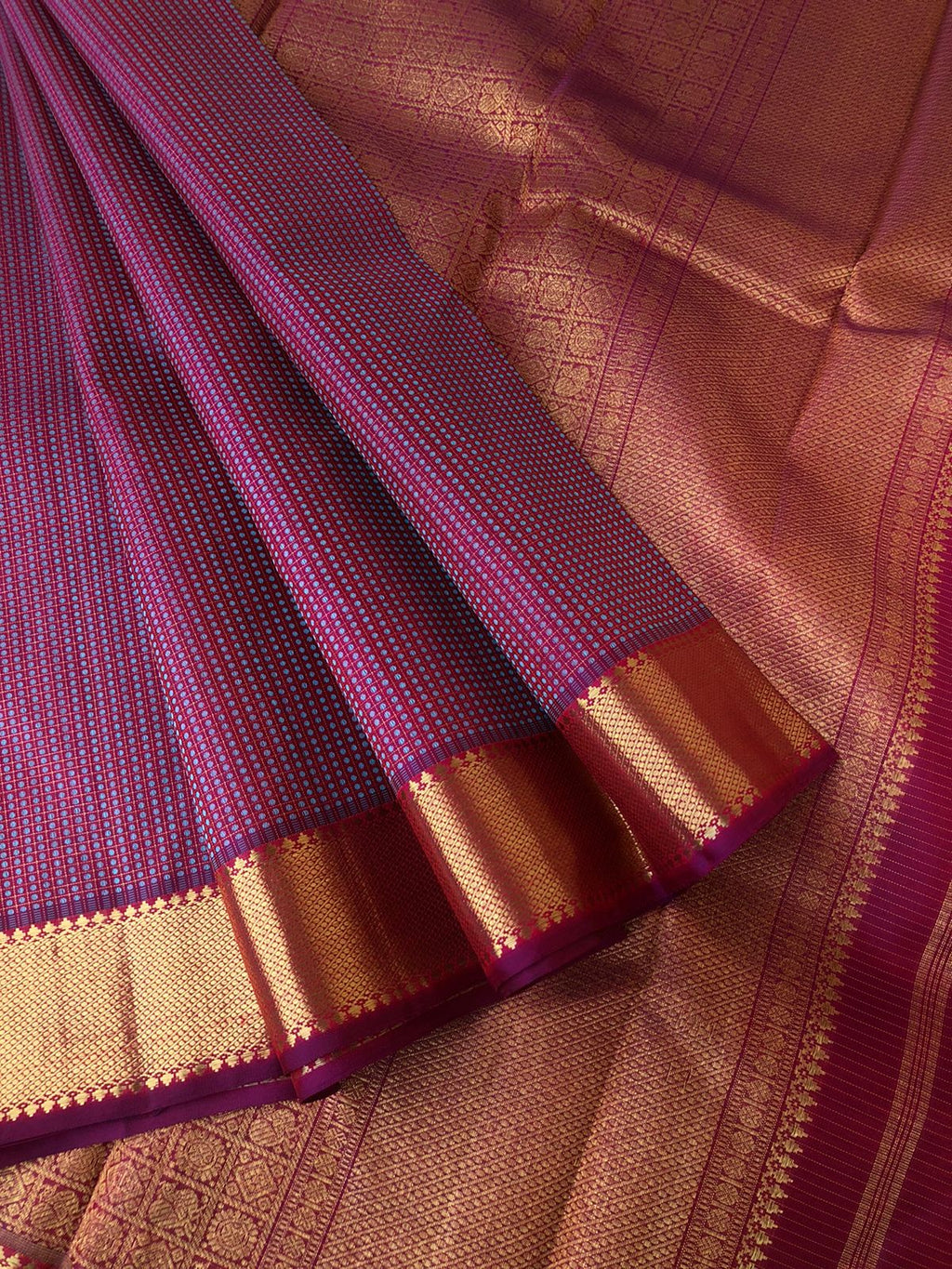 Yarn Play on Kanchivaram - stunning deep dark purple Lakshadeepam with grandest pallu
