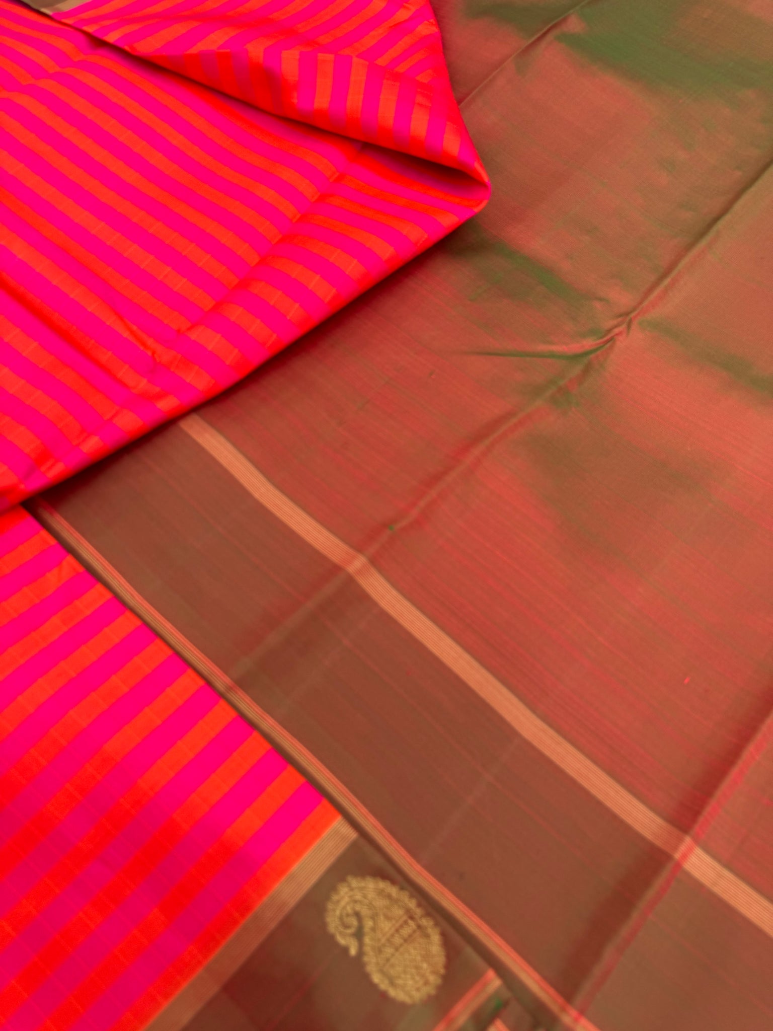 Diwali Edits - Kanchivaram For All Occasions - orange and pink kottadi kattam with maanthulir borders pallu and blouse with paisley woven border buttas