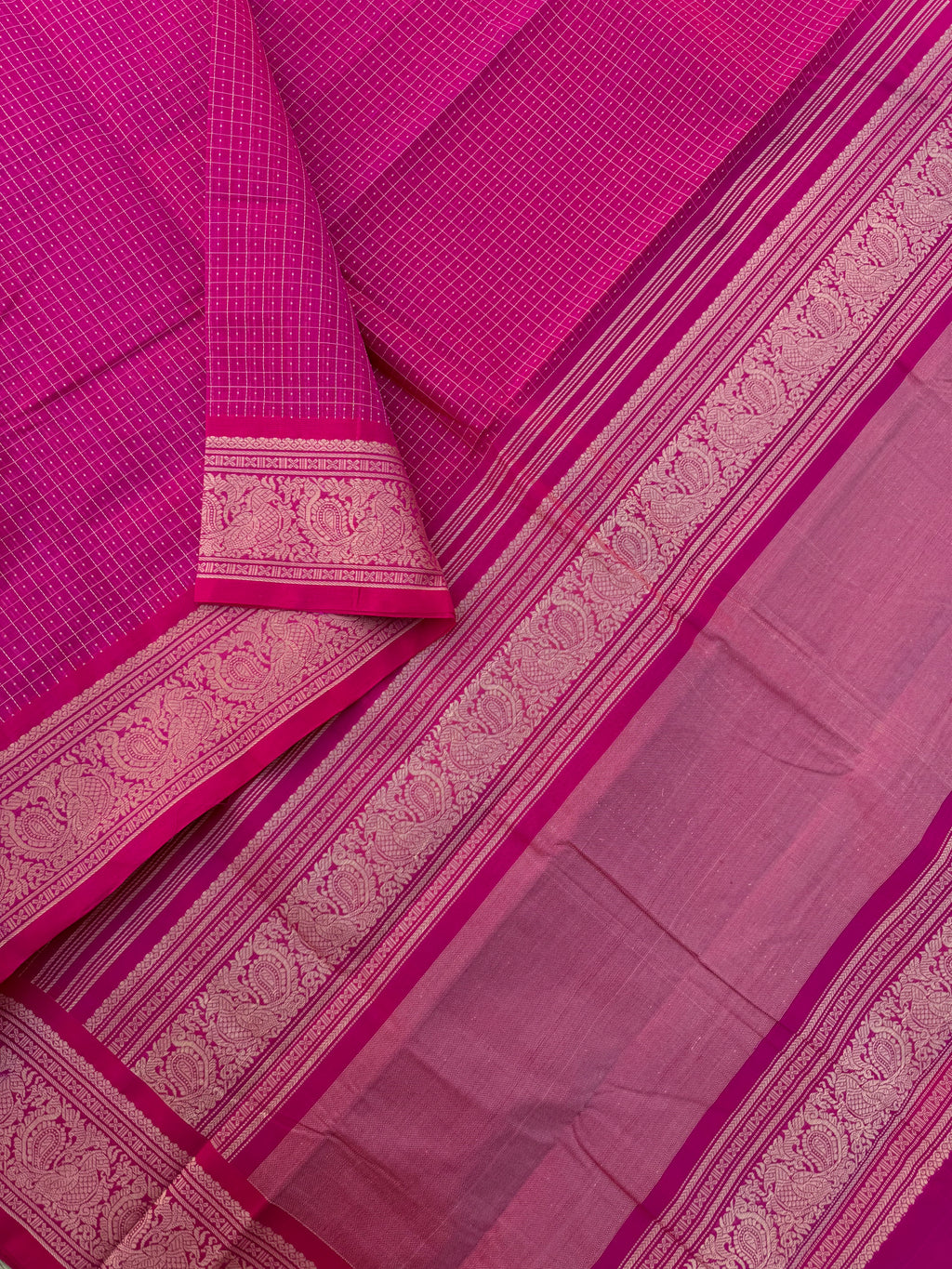 Mangalavastaram - deep traditional pink lakshadeepam
