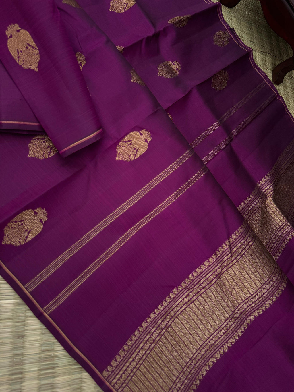 Mohaa - Beautiful Borderless Kanchivarams - deep purple irruthalai woven buttas with blouse buttas