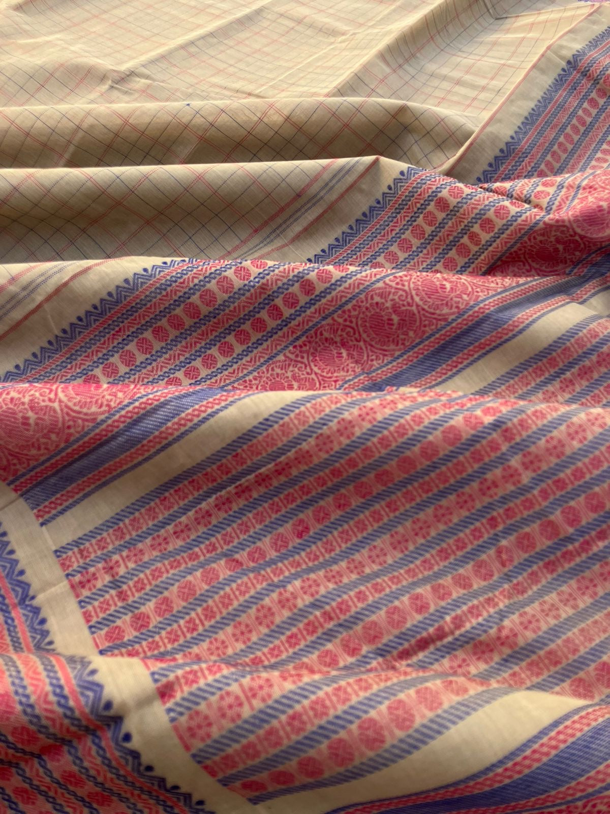 Mangalavastaram - beige grey with grand woven borders and woven pallu
