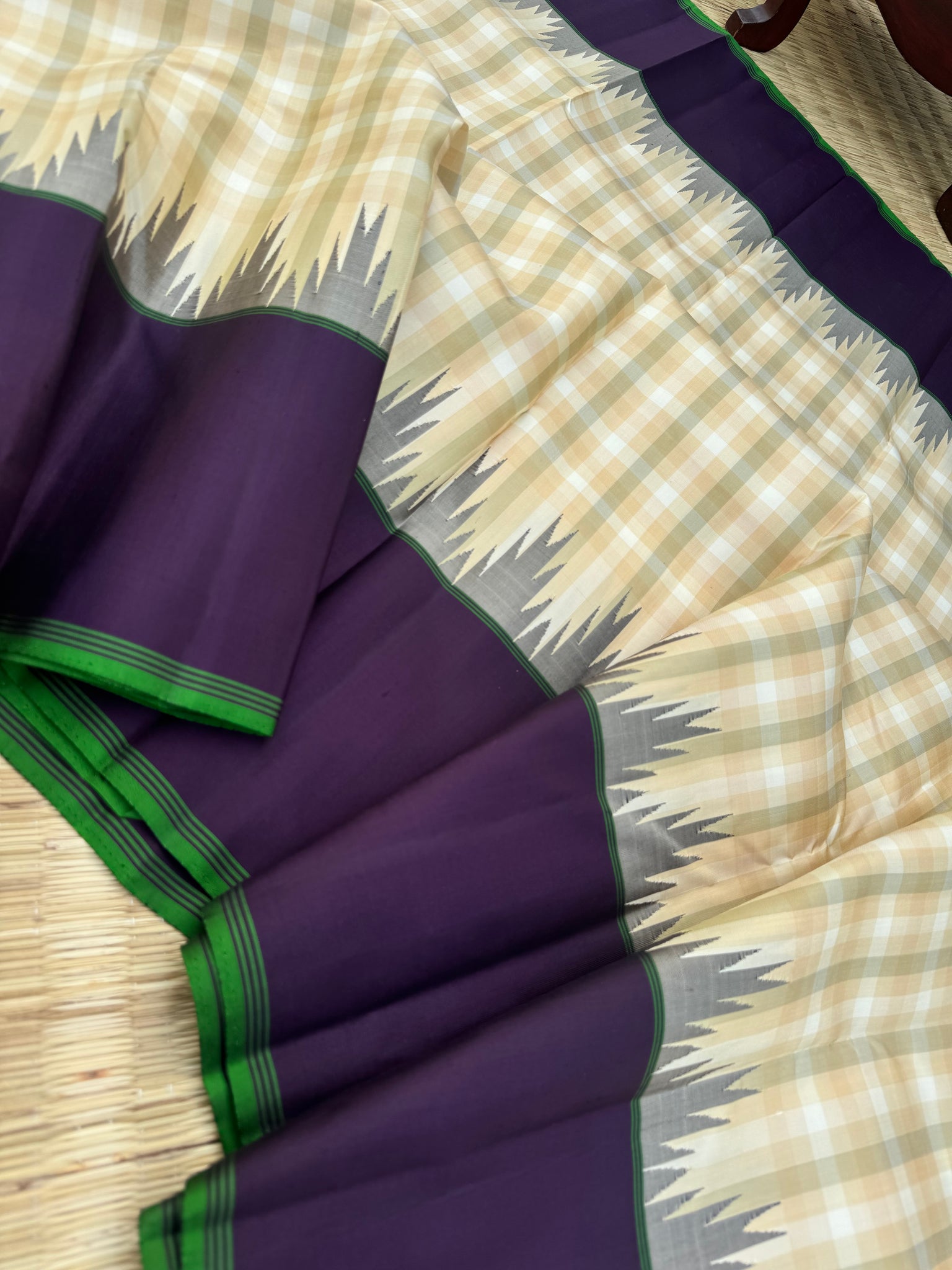 Ekatara - The Rarest Kai Korvai Kanchivarams - most beautiful smart classy corporate chex body with beetle nut jammun purple pallu borders and blouse