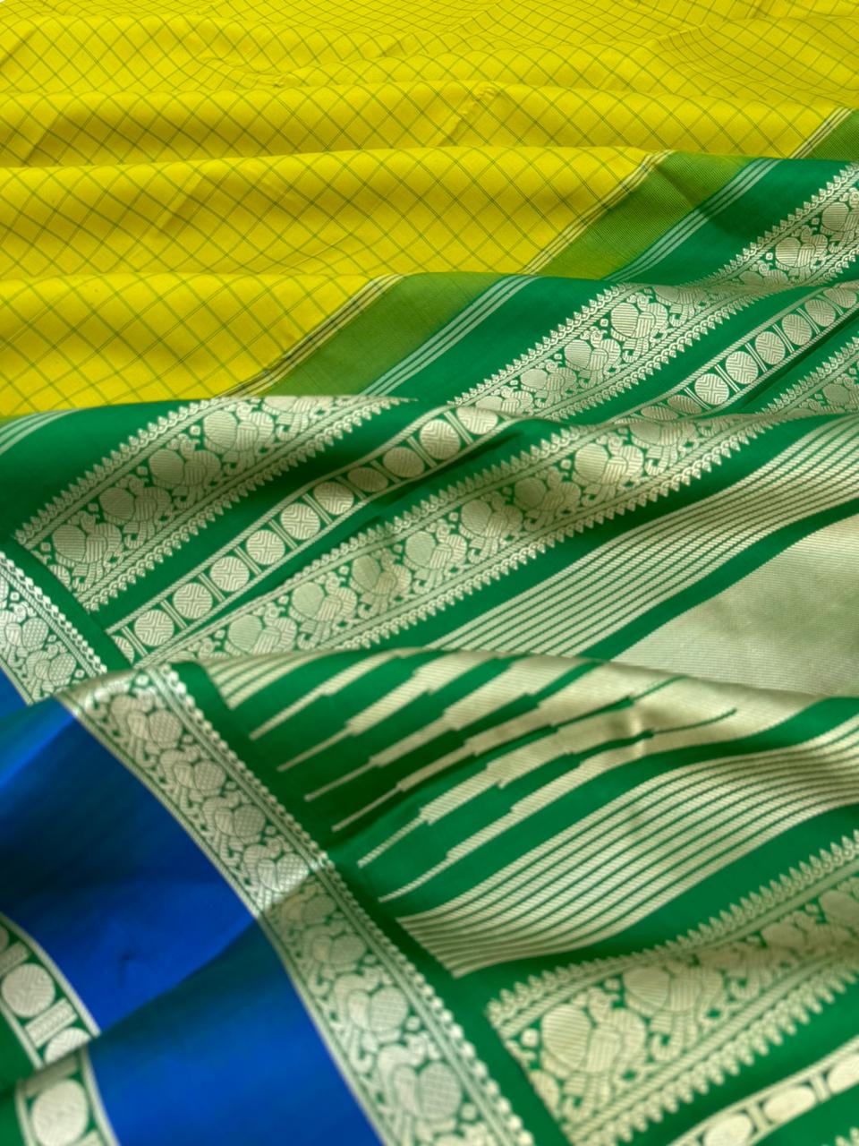 The Best of No Zari Korvai Kanchivaram - most beautiful sampanga green and blue with kattam and retta pett woven borders