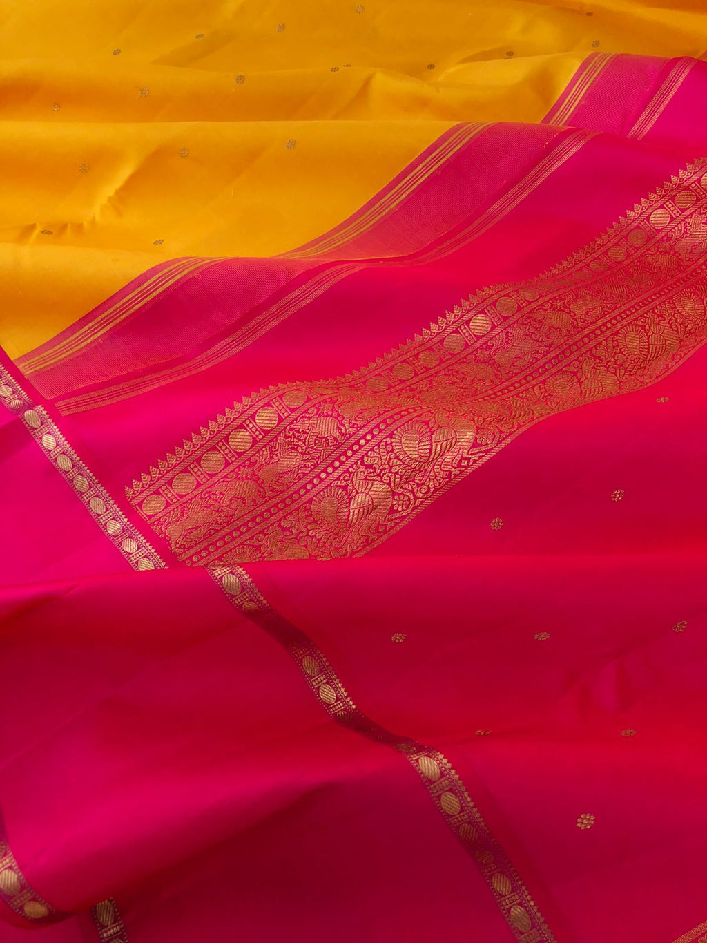 Swarnam - The Solid Kanchivarams - yellow and rani pink simple and elegant korvai Kanchivaram