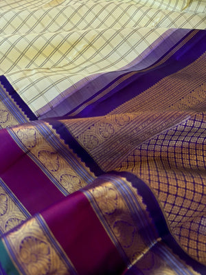 Vintage Ragas on Korvai Kanchivaram - the venn pattu tone ( natural colour of silk tone ) muthu kattam with retta pett korvai woven borders