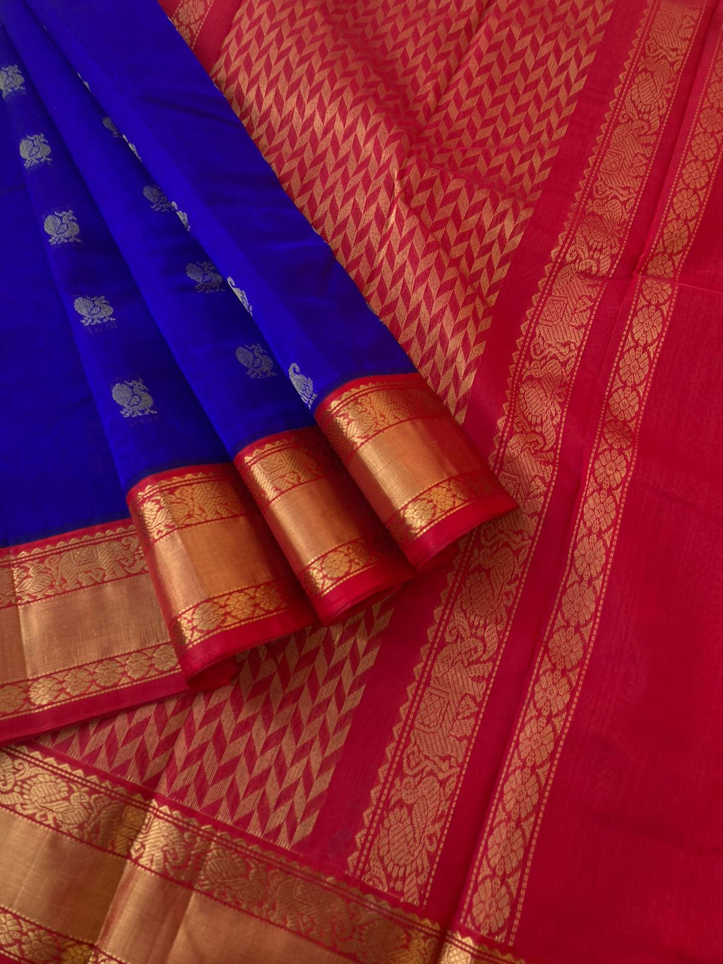 Korvai Silk Cottons - ms blue and deep red