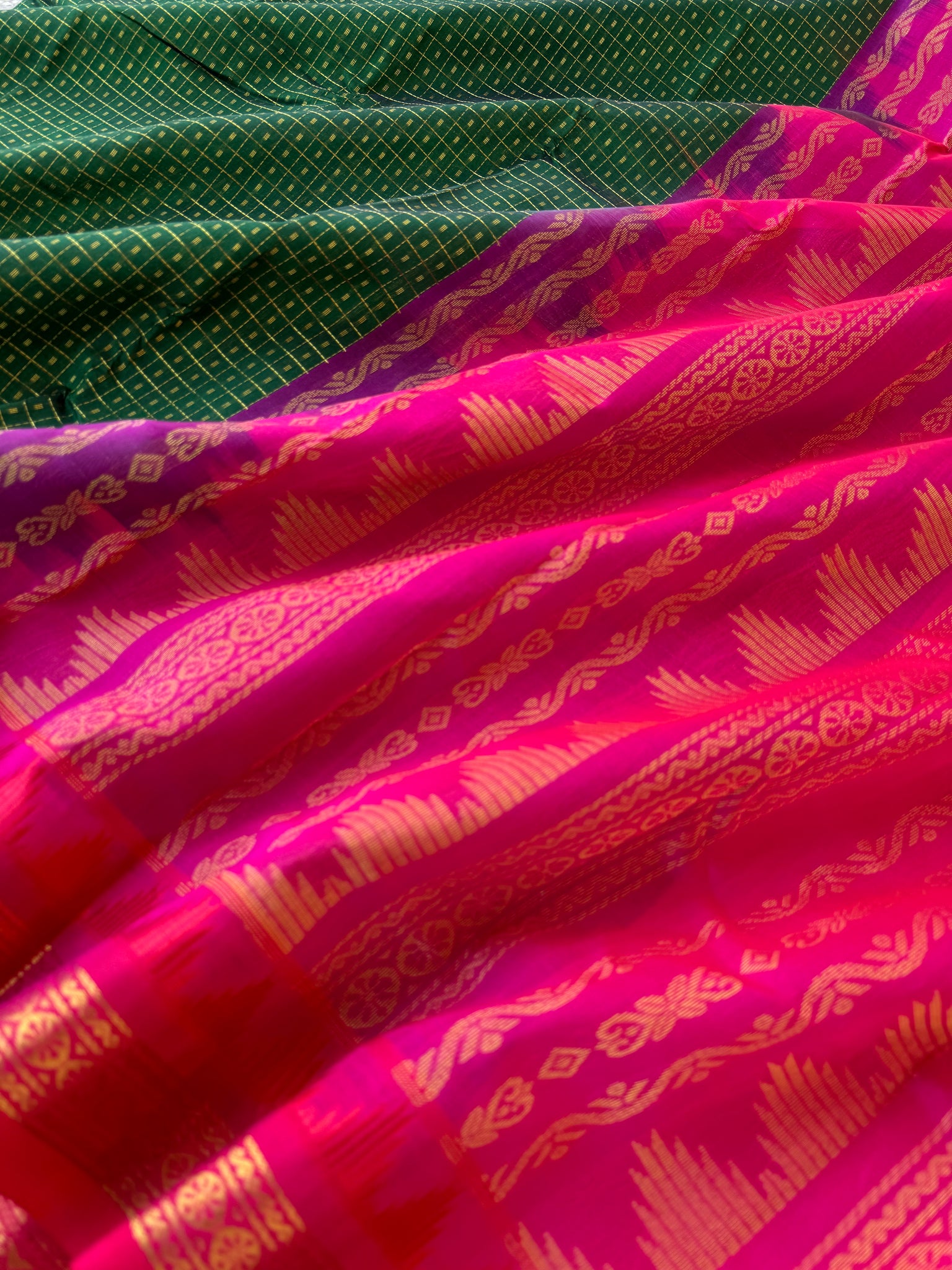Korvai Silk Cotton - Meenakshi green and pink lakshadeepam