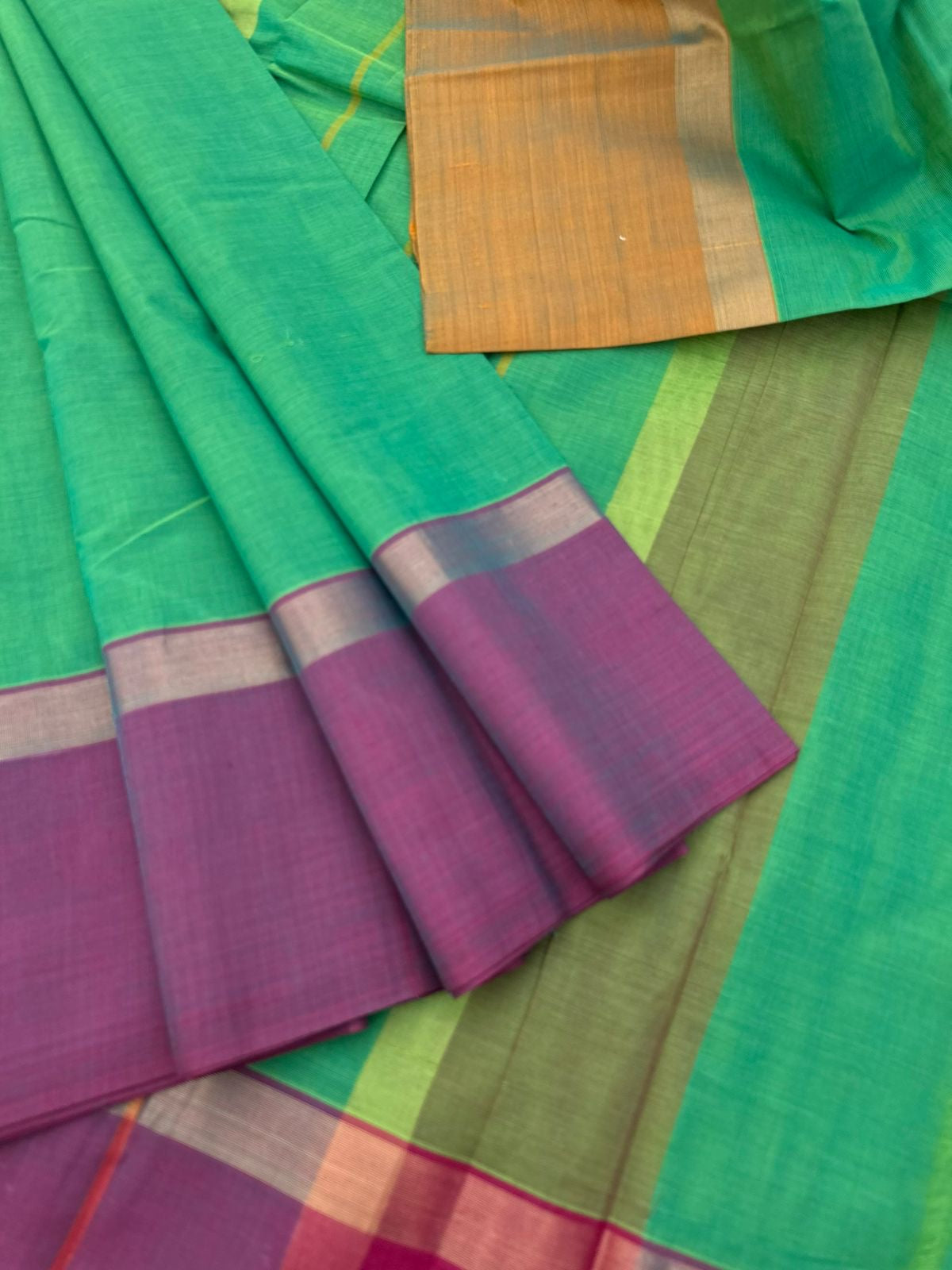 7 to 11 - stunning aqua with Ganga jammuna