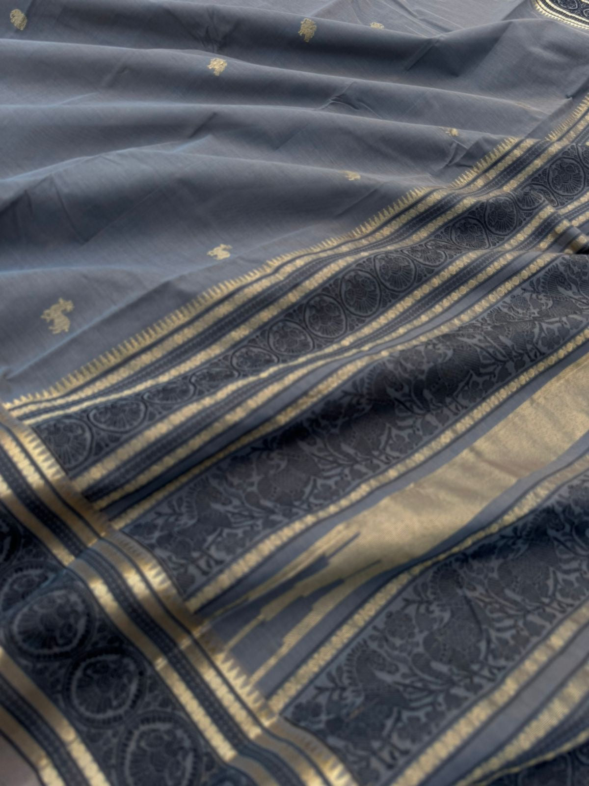 Zari Touched Mangalavastaram - unusual grey