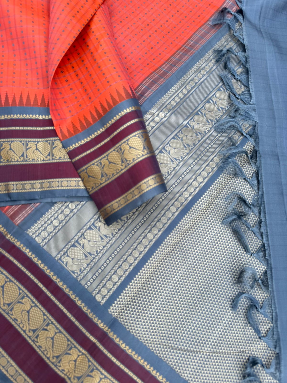 The Best of No Zari Korvai Kanchivaram - peach and grey lakshadeepam with annapakshi woven borders, the best creation of no Zari Kanchivaram