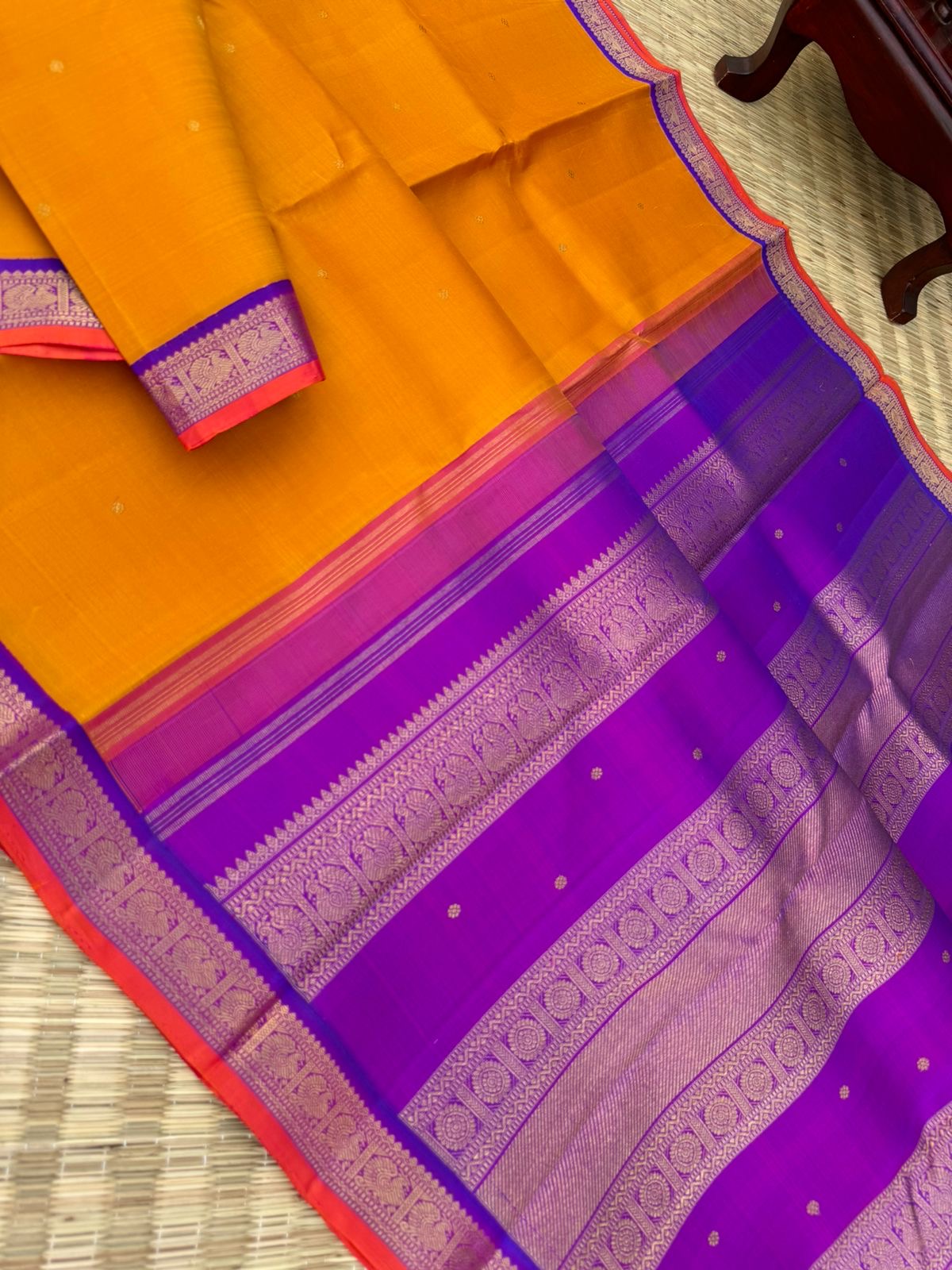 Kamakshi - Heirloom Korvai Kanchivaram - for people who love small borders in a classic vintage mustard and violet combination