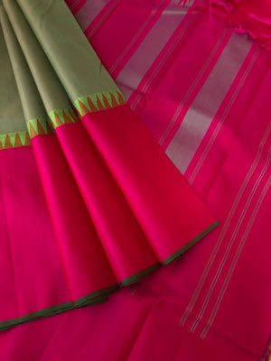 Connected by Korvai on Kanchivaram - absolutely a unusual dual tone maanthuli oosi stripes woven body with broad deep pink korvai woven borders