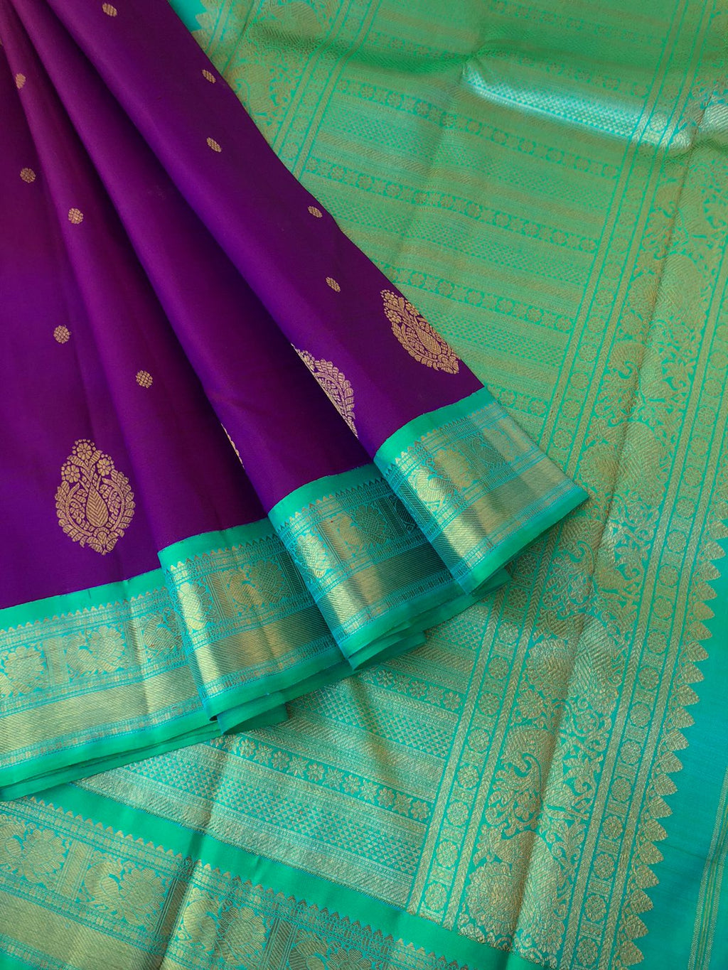 Meenakshi Kalayanam - Authentic Korvai Kanchivarams - gorgeous deep purple and aqua teal with small korvai woven borders with pettu buttas woven borders