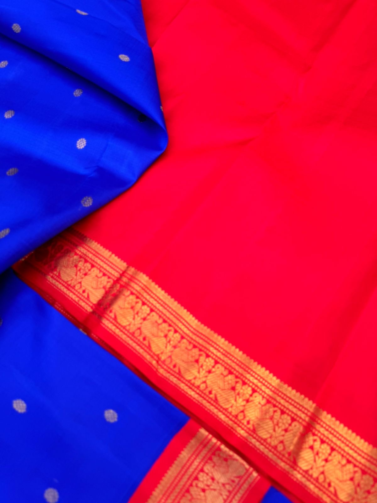 Vintage Ragas on Kanchivaram - most beautiful ms blue and red korvai Kanchivaram with vintage style peacock woven borders