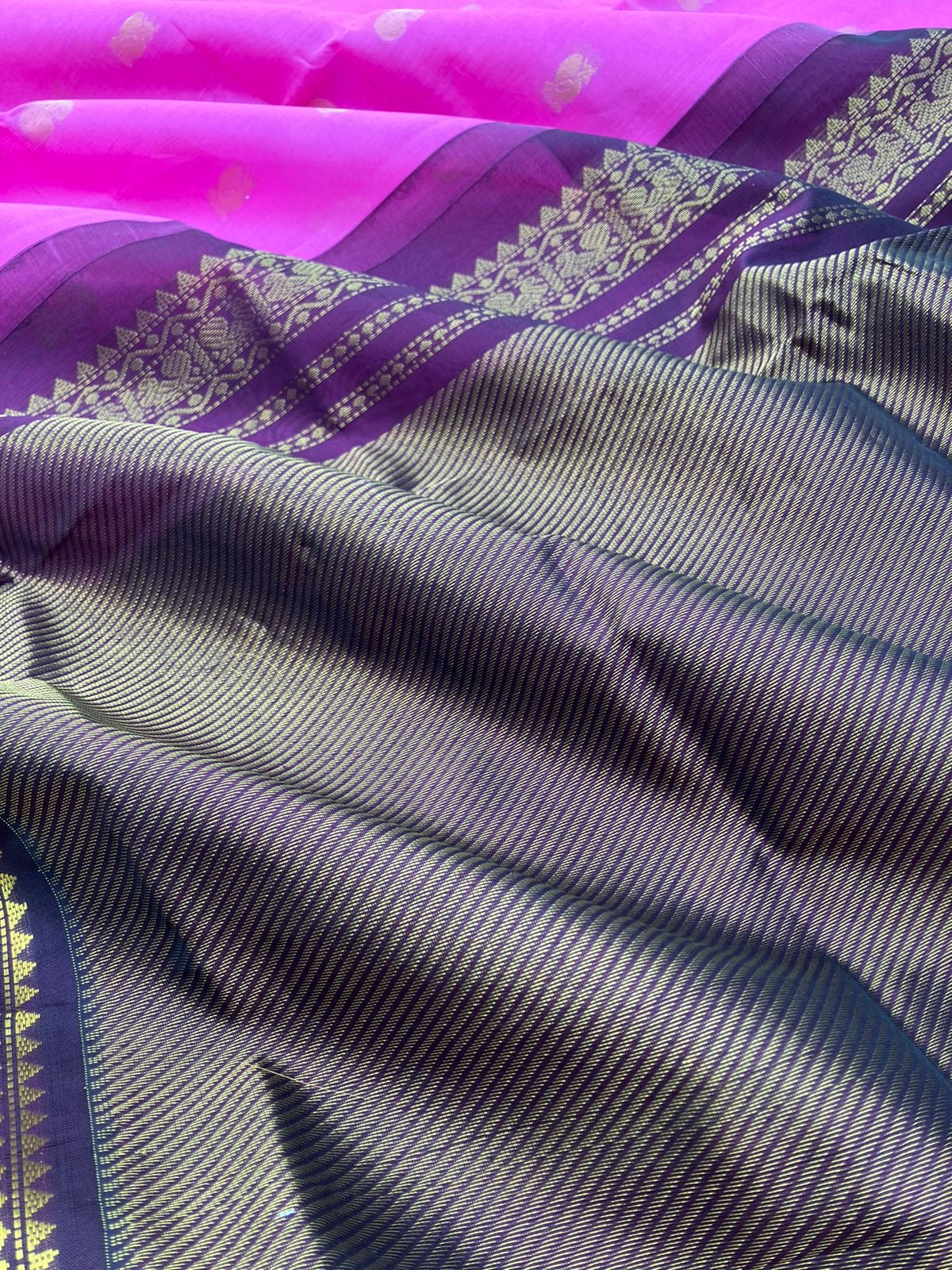 Korvai Silk Cottons -candy pink and burgundy