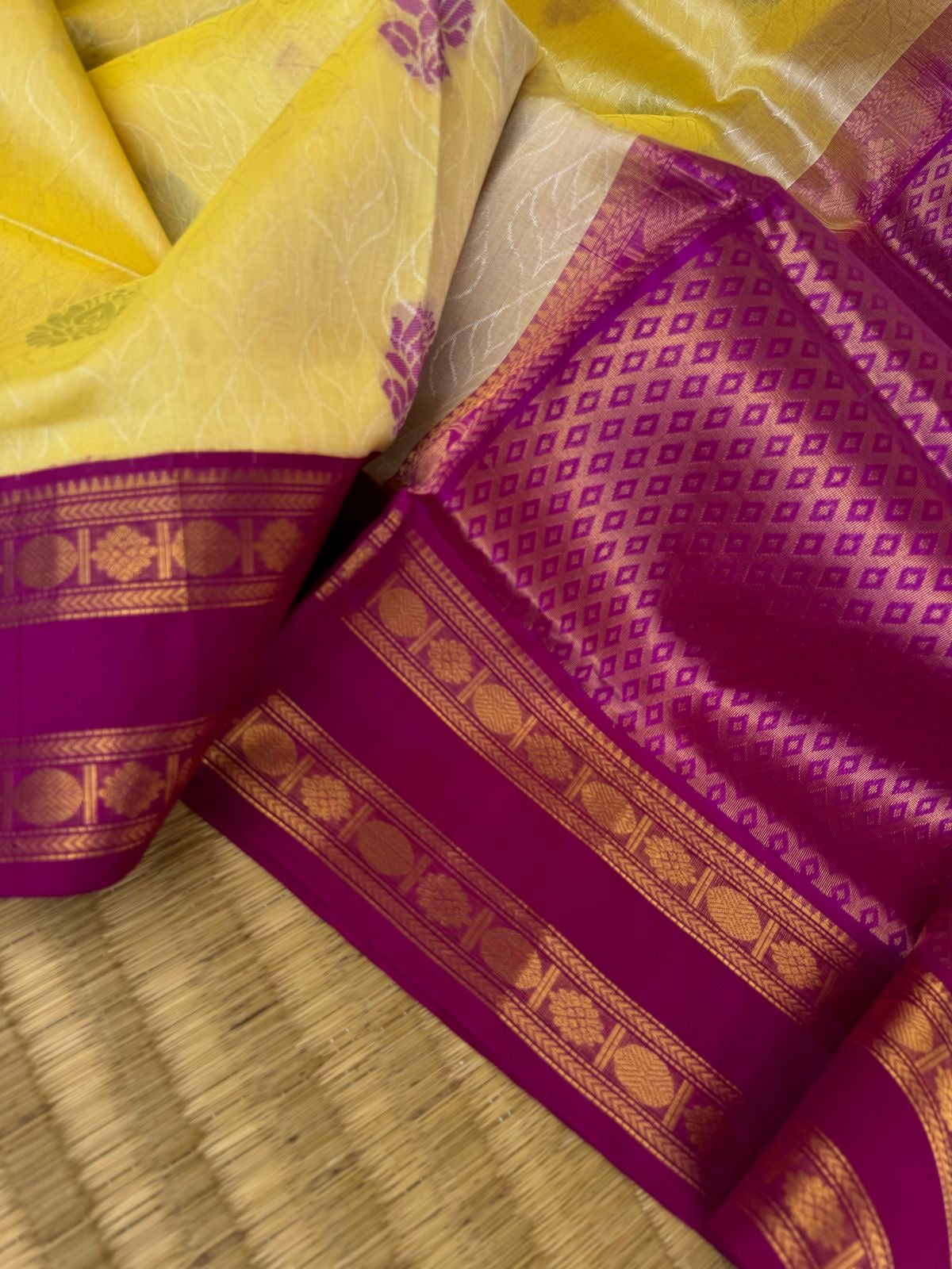 Korvai Silk Cotton - pastel yellow and majentha