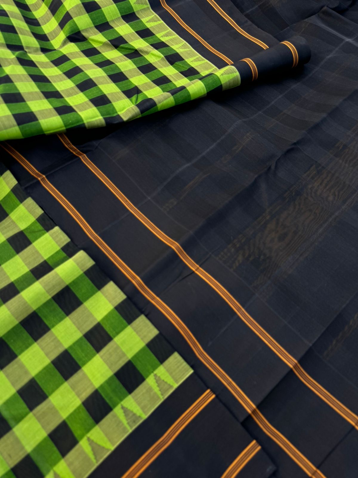 Signature Silk Cotton -green and black kattam