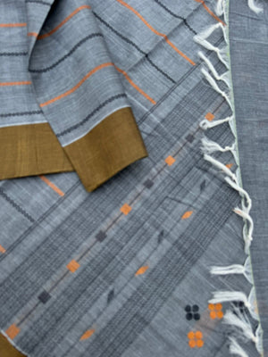 Mangalavastaram - grey veldhari with bronze tone borders with jamdani style pallu