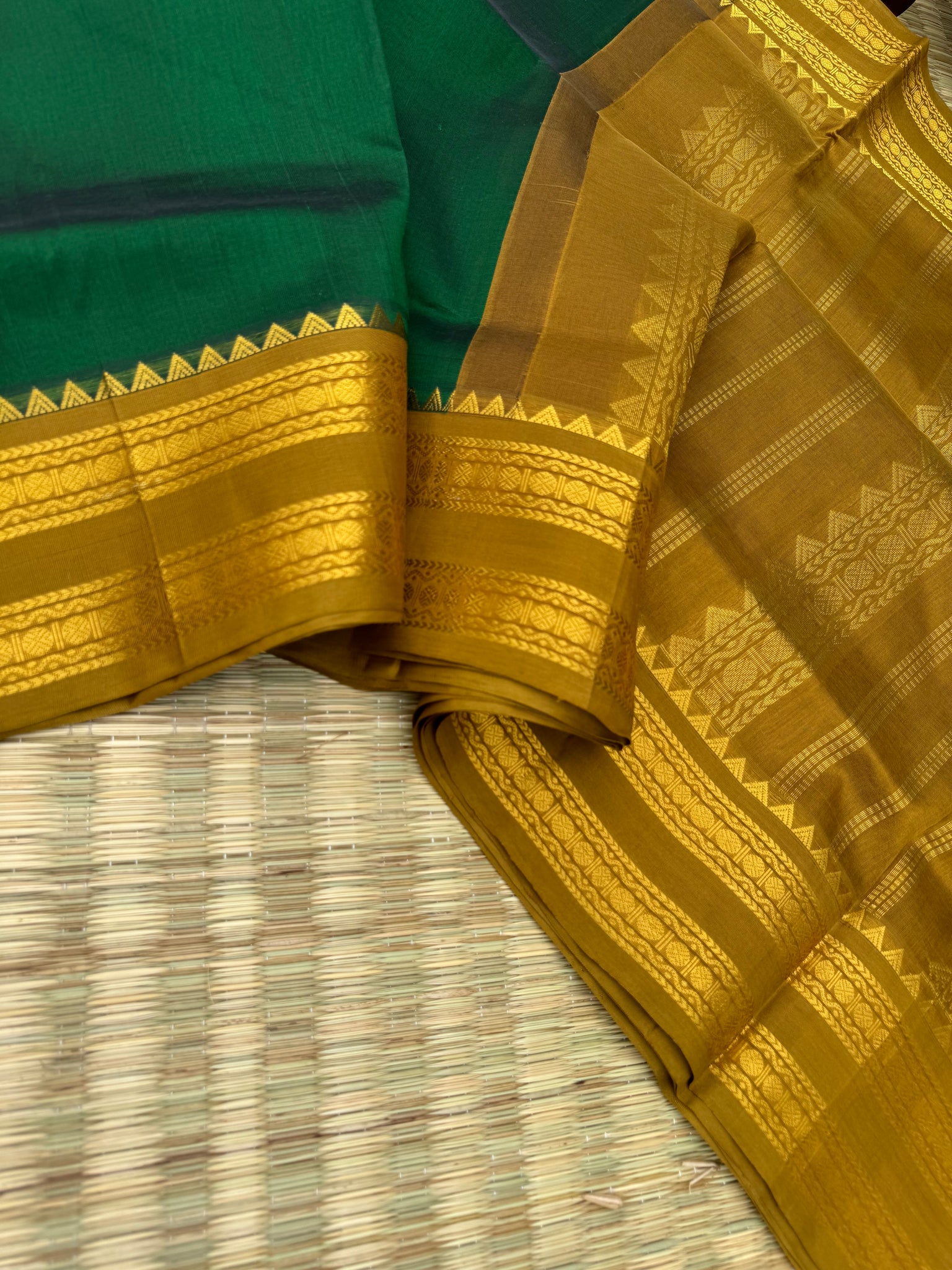 Korvai Silk Cotton - Meenakshi green and kaki a unusual combination