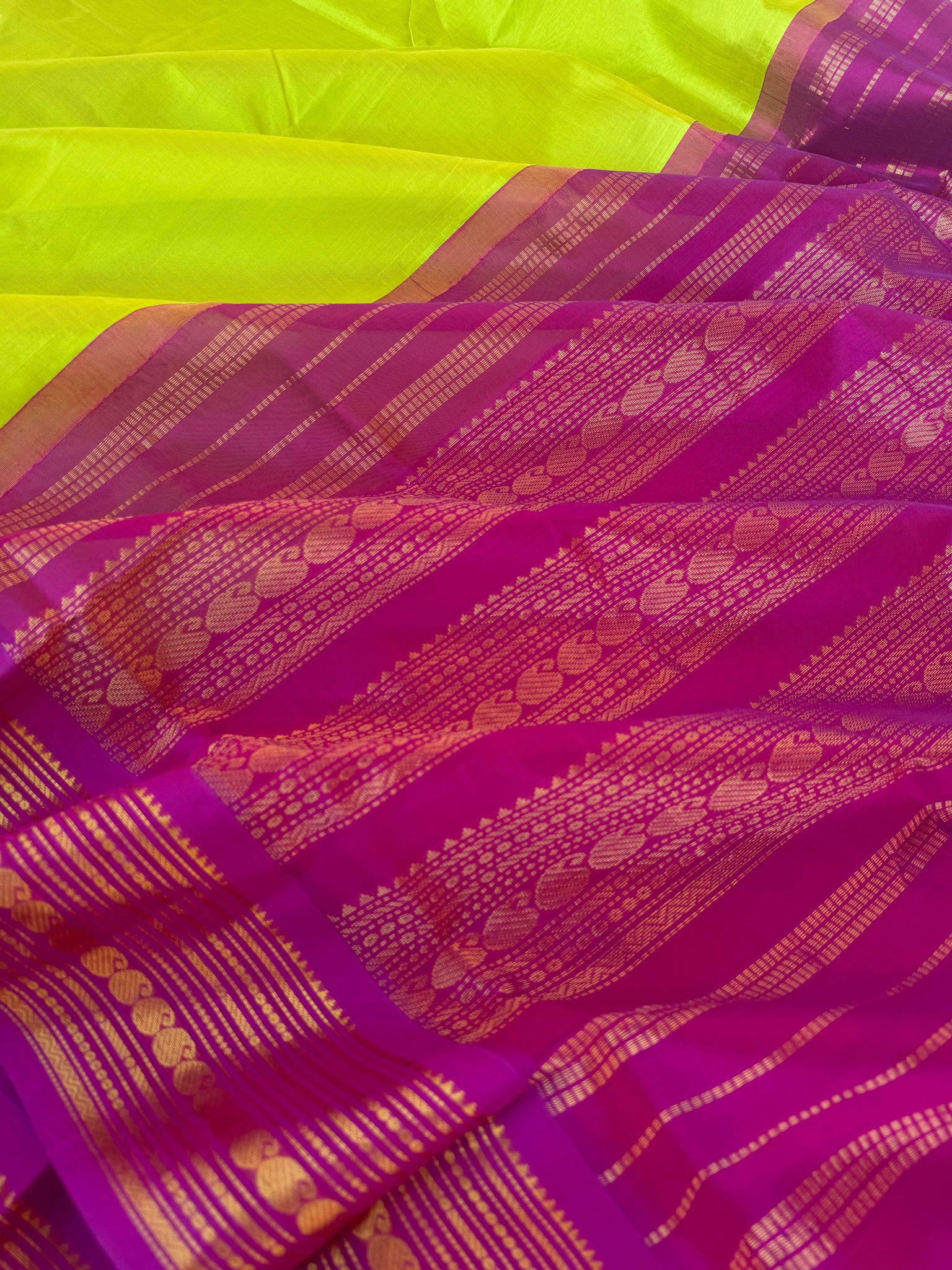 Korvai Silk Cotton - apple green and majentha