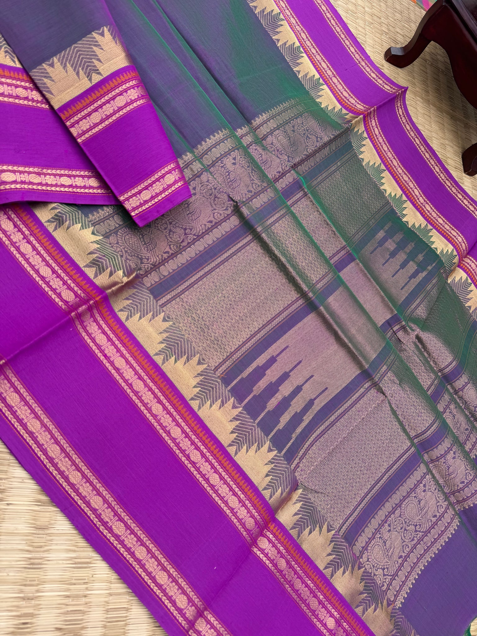 Zari Kissed Silk Cotton - dual tone green mixed pink