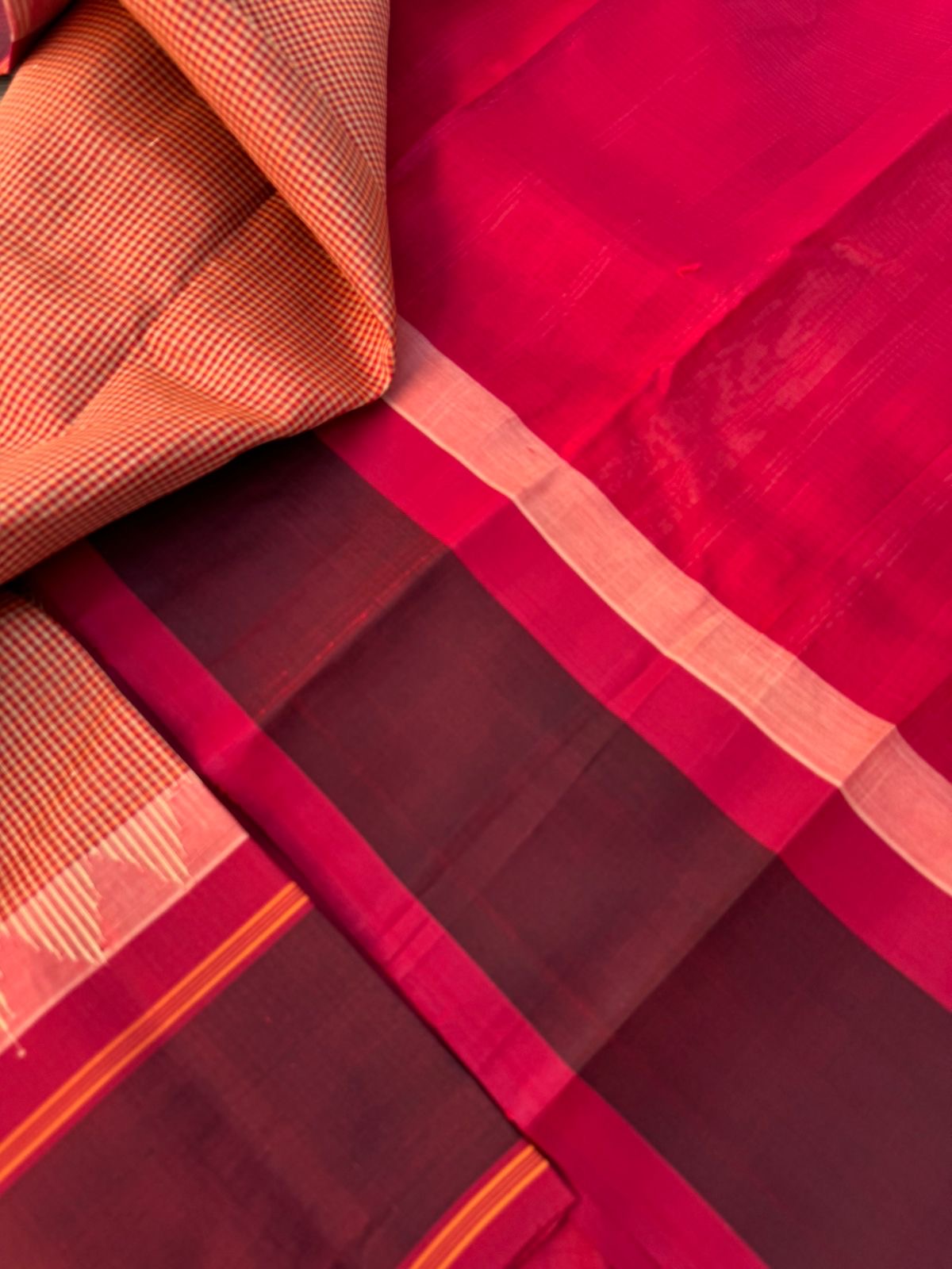 Signature Silk Cotton - beige and aaraku kasa kasa kattam