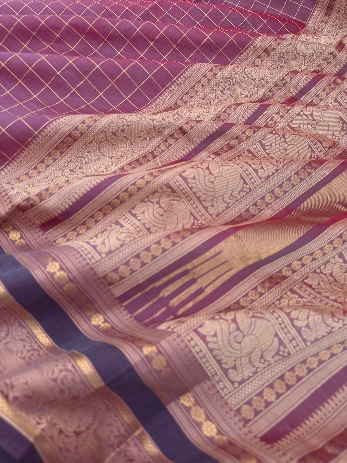 Zari Kissed Silk Cotton - dual tone onion peal muthukattam