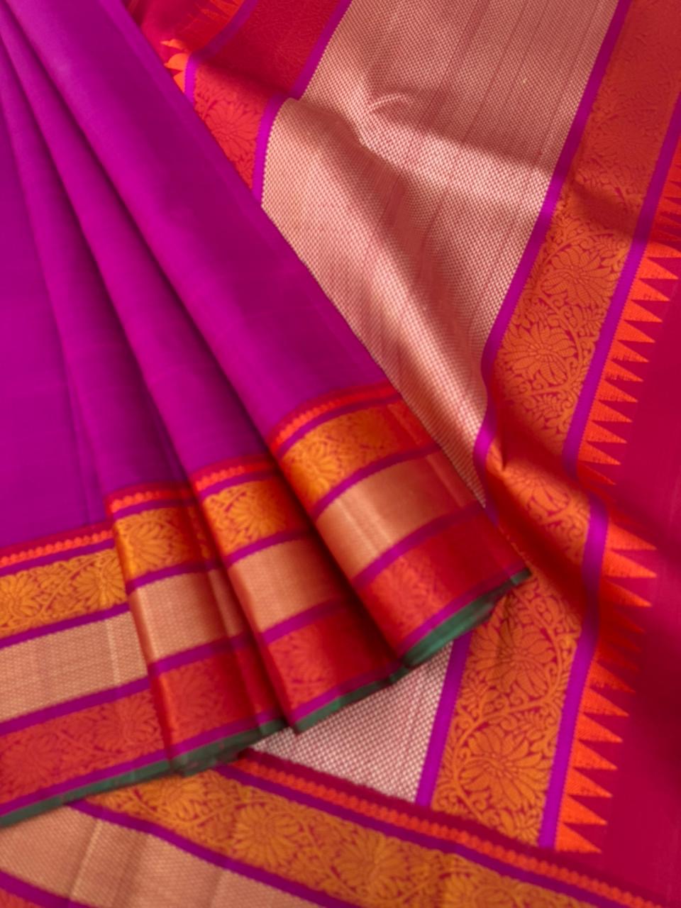 Kanchivaram Trunk - a gorgeous no zari vada malli Kanchi with varusai pett woven borders