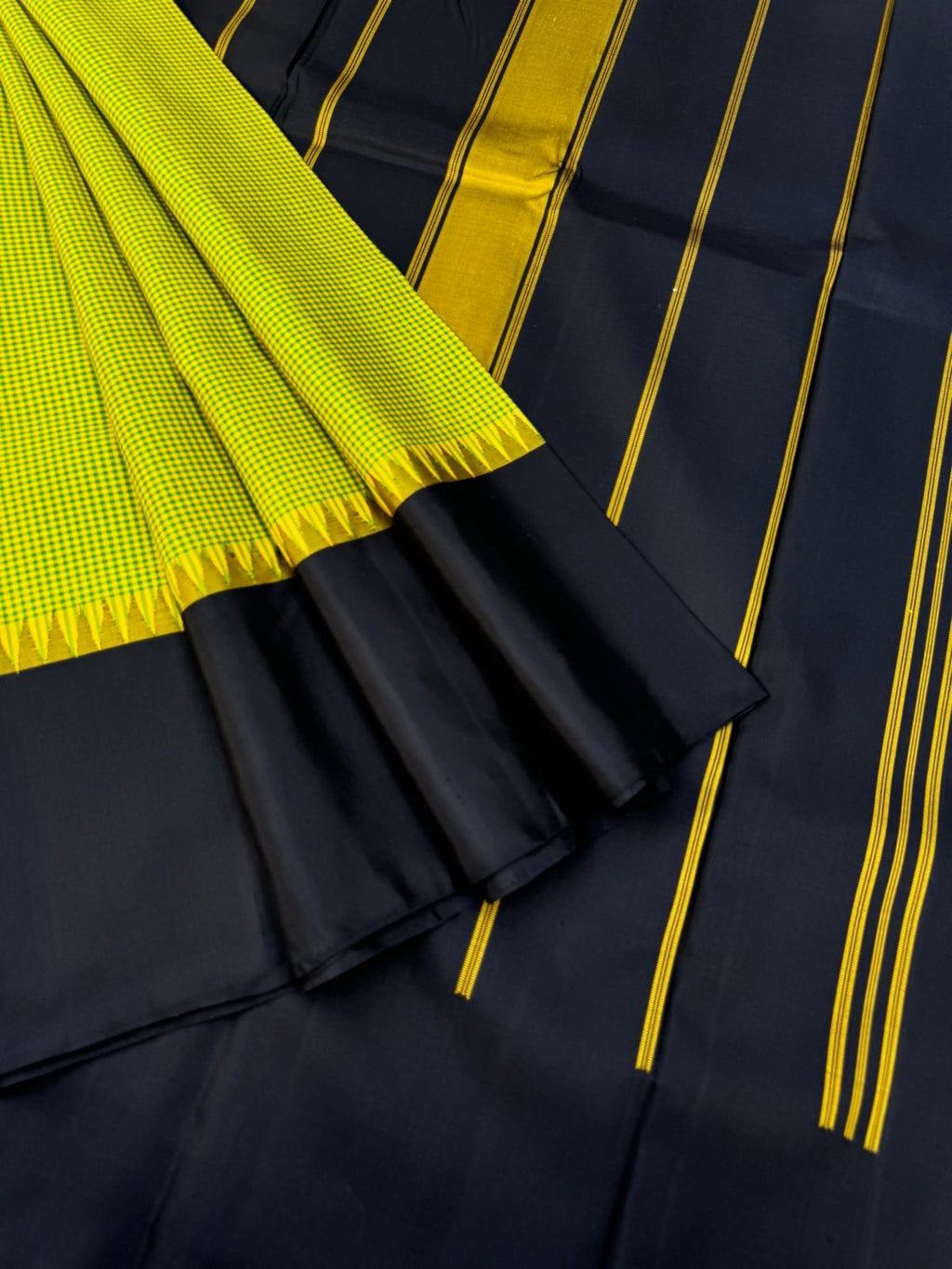 Rarest Korvai Kanchivaram - fresh green and yellow kottadi chex with jet black borders pallu and blouse