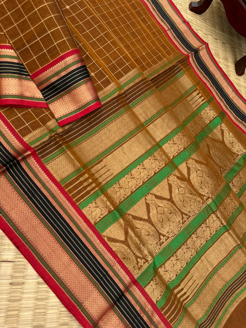 Zari Kissed Silk Cotton -burnt caramel brown muthu kattam is absolutely unusual