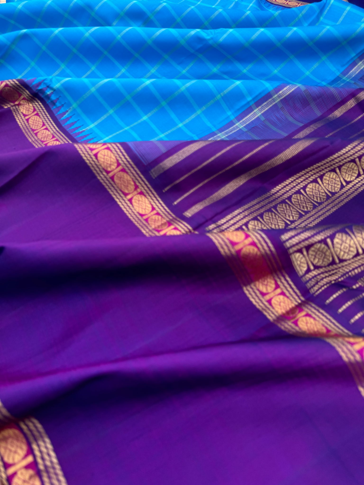 Paarambarayam - Vintage Vibes on Every Thread - most beautiful blue and most vintage blue on violet with kalakshtera style broad borders