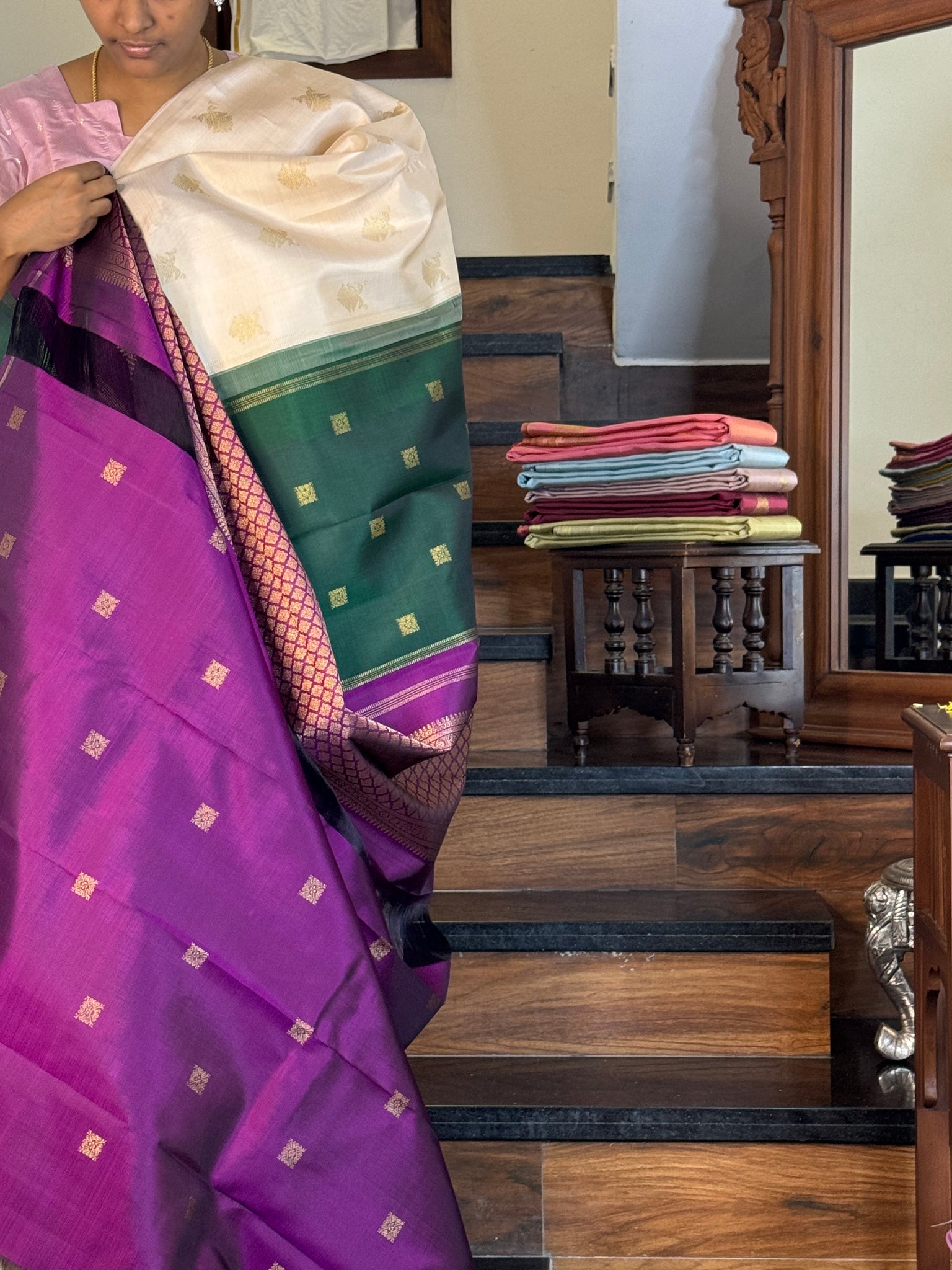 Mohaa - Beautiful Borderless Kanchivaram - a off white with gandaberunda ( irruthalai pakshi ) woven buttas with double pallu concept