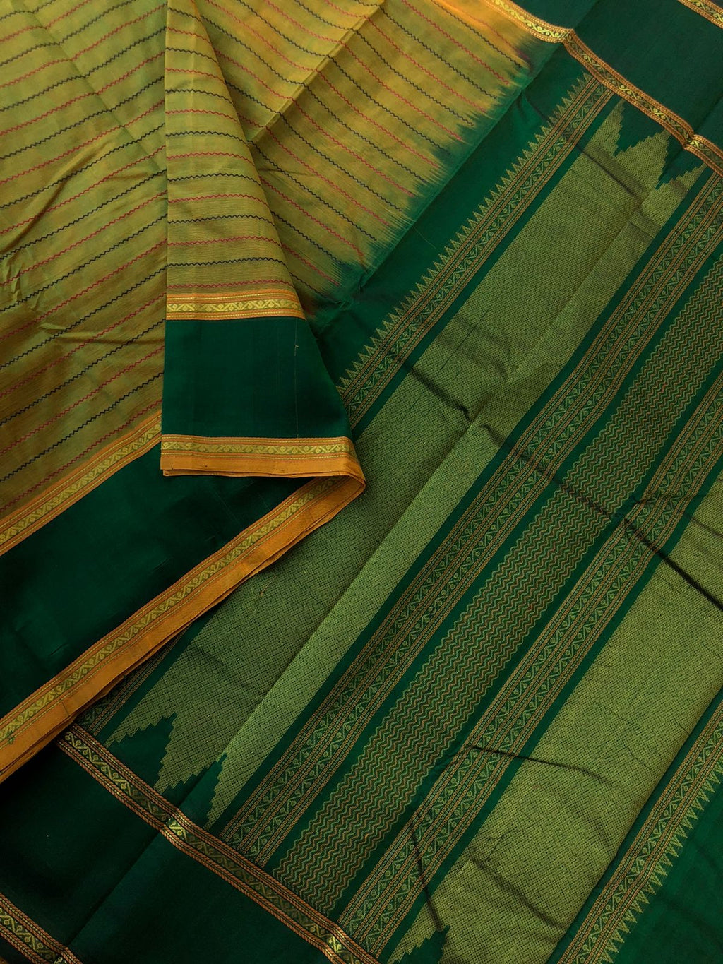 Woven Motifs Silk Cotton - rusty green veldhari